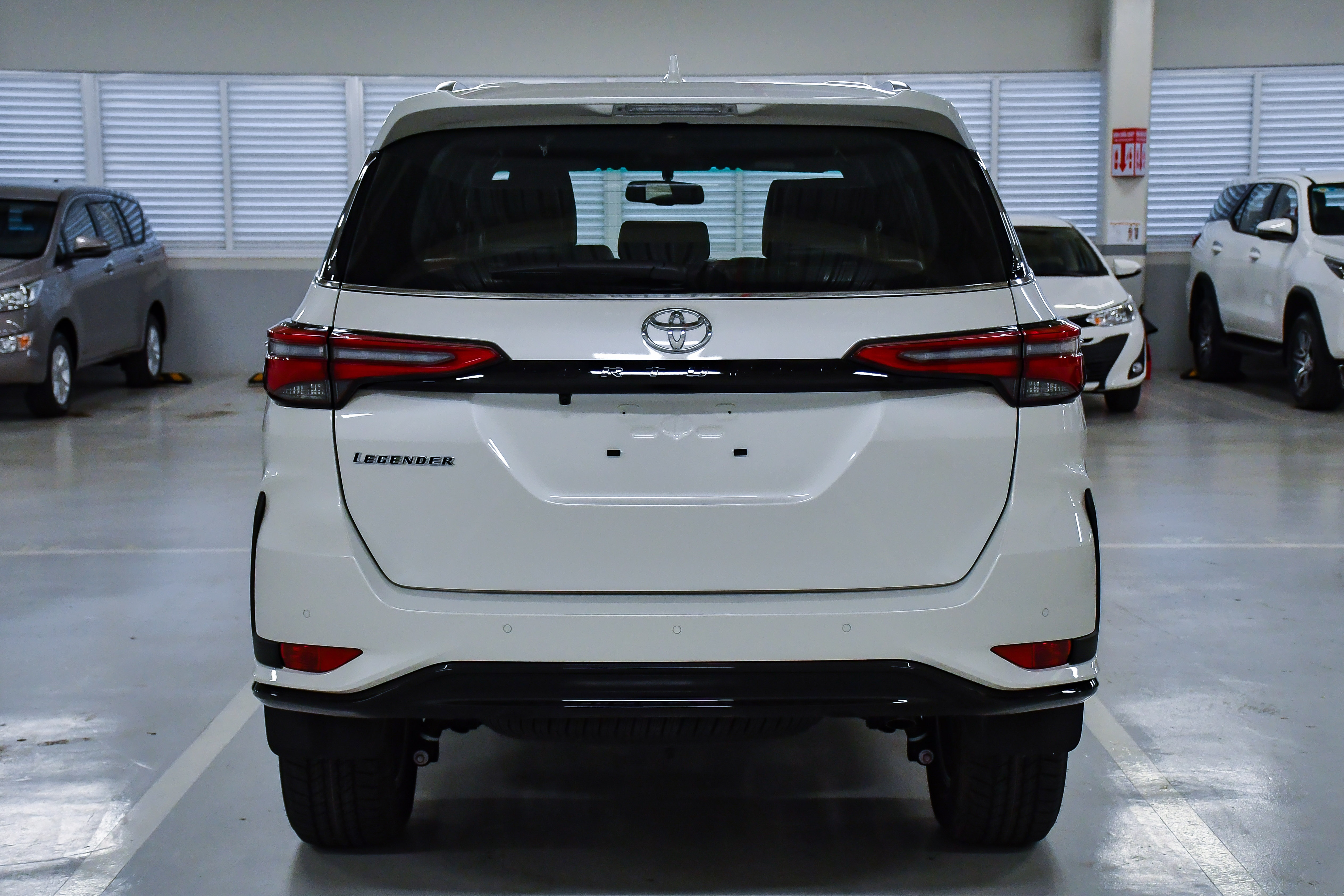 Toyota Fortuner Legender ảnh 6 Toyota Fortuner Legender anh 6