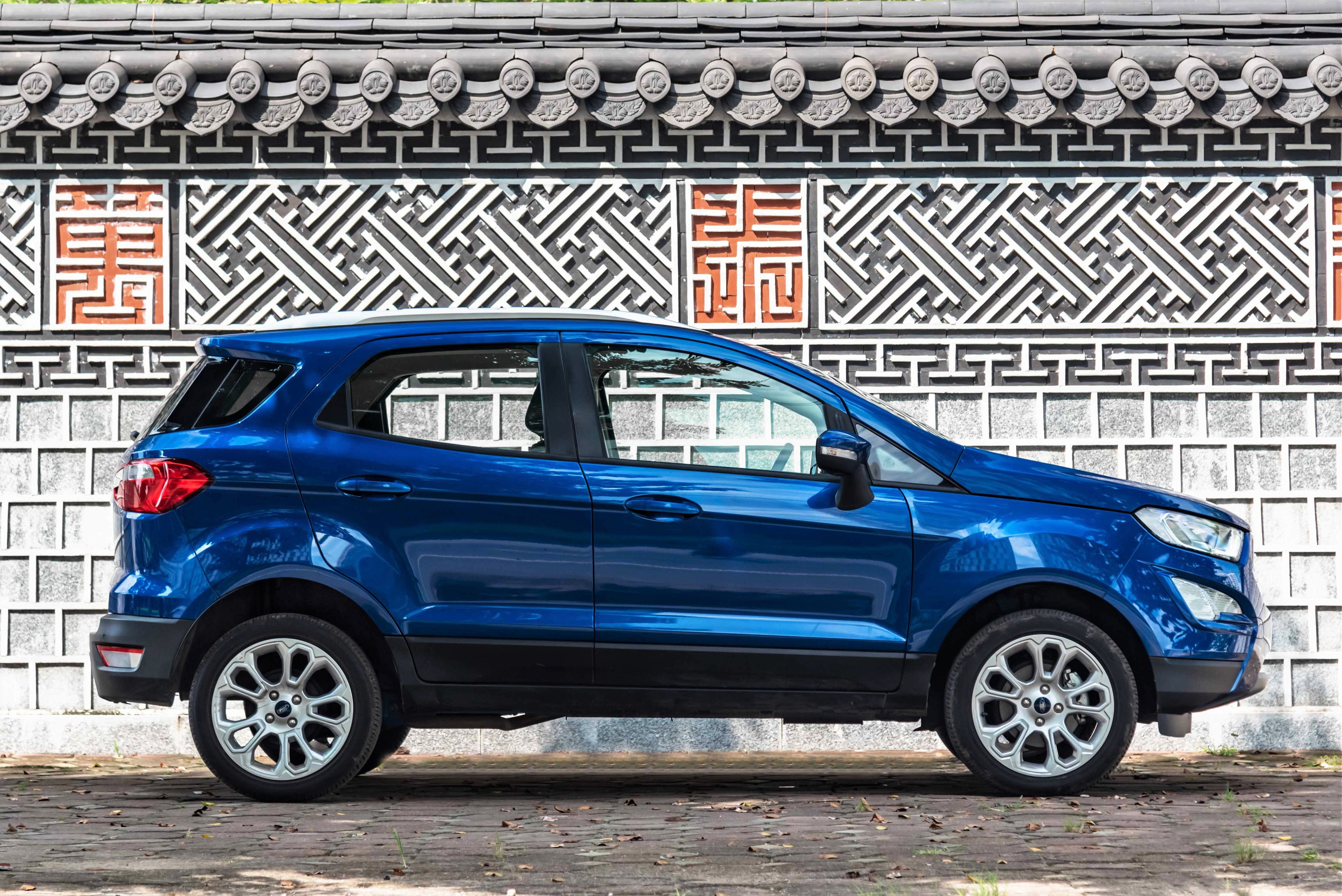 SUV do thi tam 700 trieu anh 13