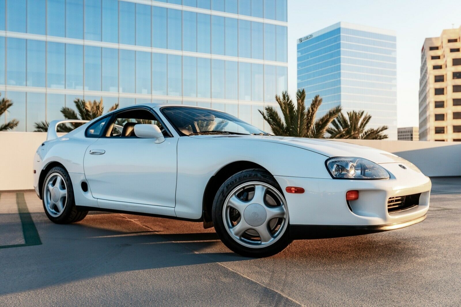 Toyota Supra 1994 anh 12