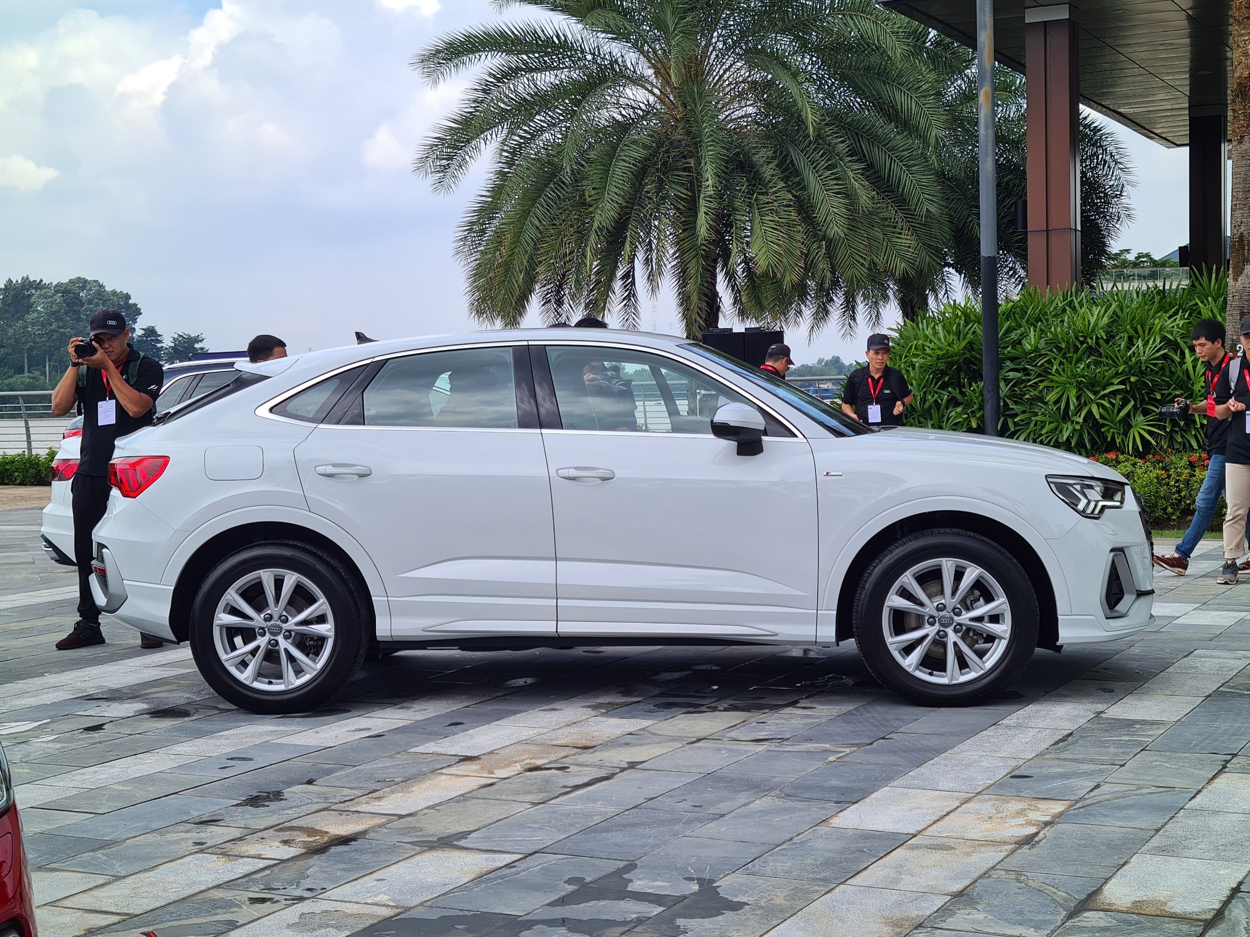 Audi Q3 Sportback anh 3