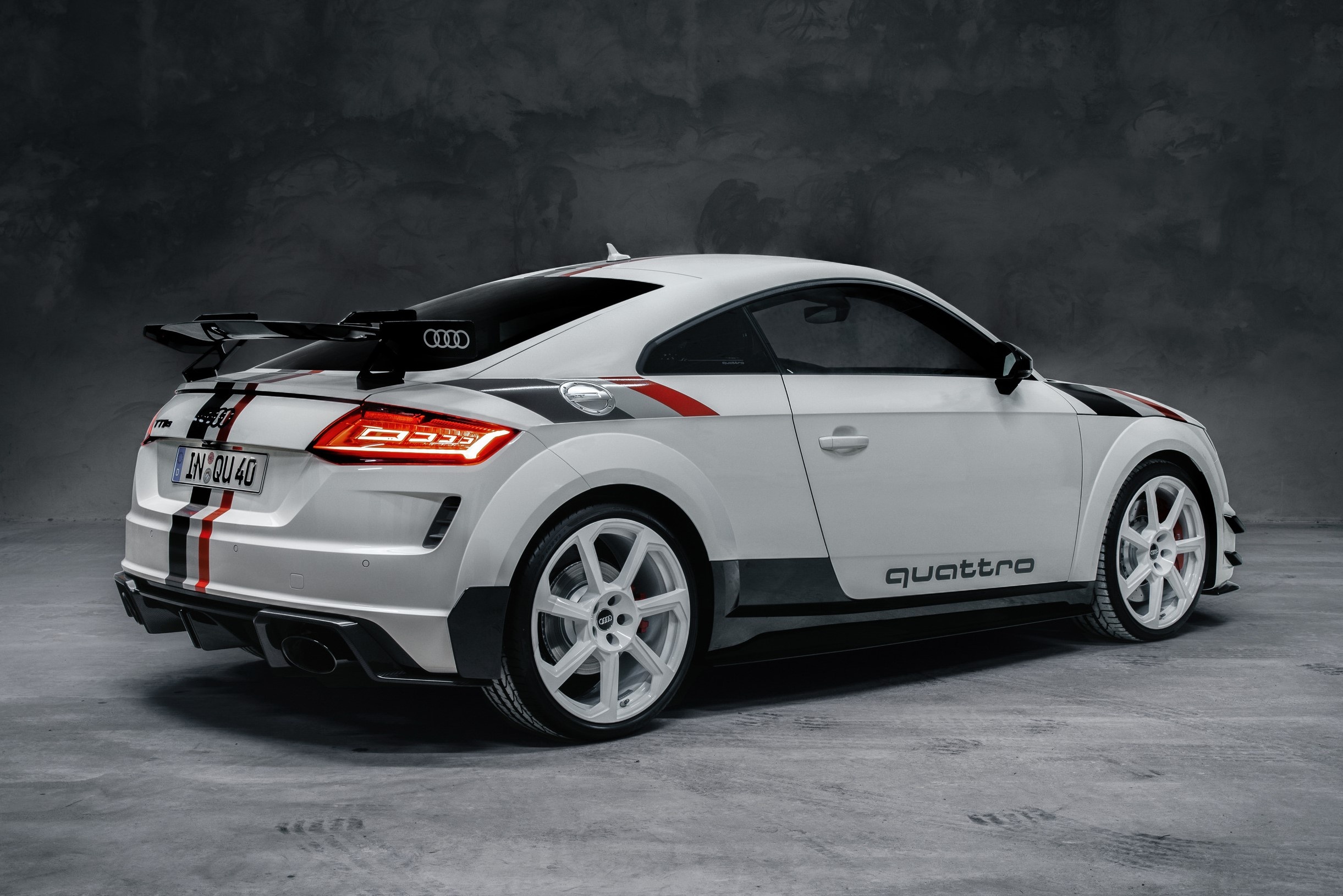 gia Audi TT anh 2