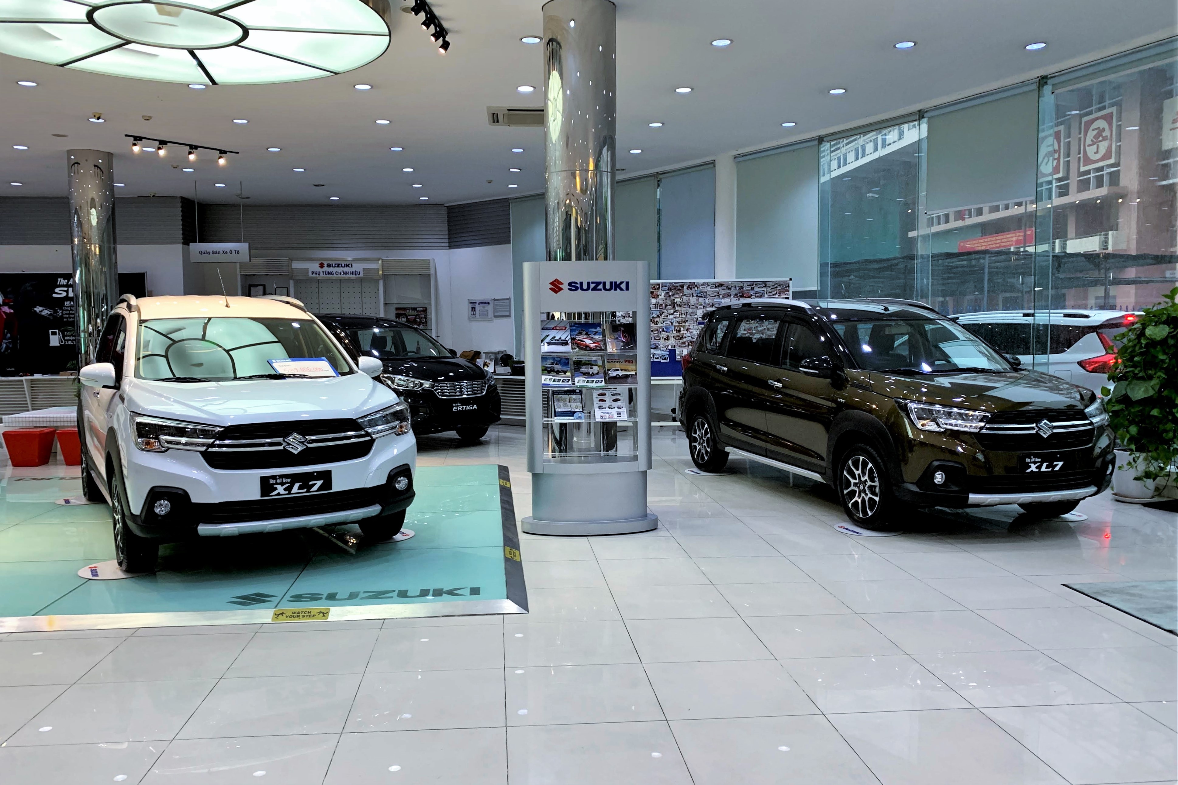 Suzuki XL7 thấm dầu ảnh 6 Suzuki XL7 tham dau anh 6