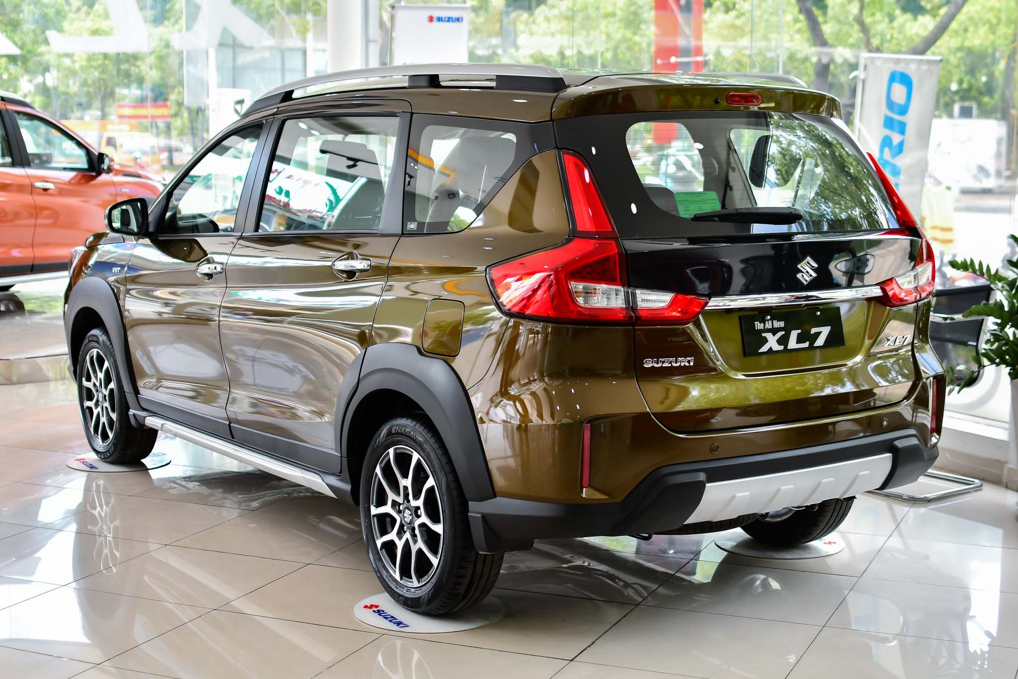 Xe gầm cao 600 triệu ảnh 7 Xe gam cao 600 trieu anh 7