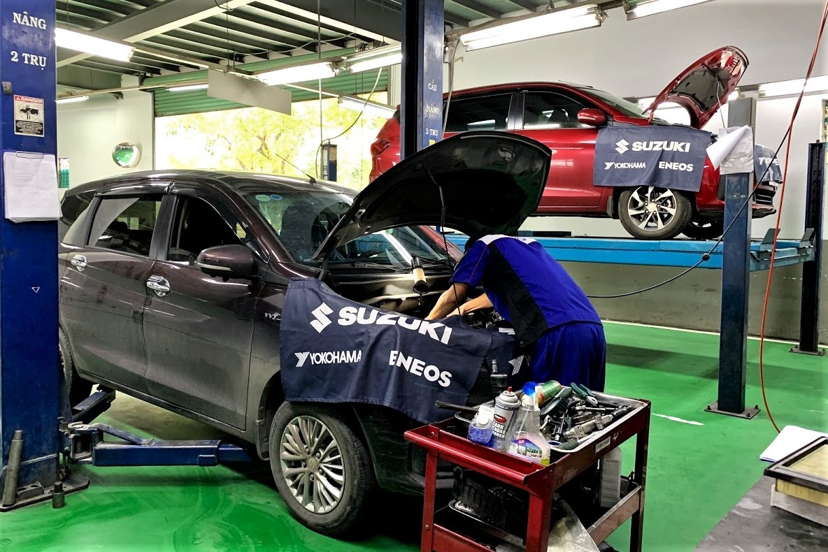 Suzuki XL7 thấm dầu ảnh 5 Suzuki XL7 tham dau anh 5