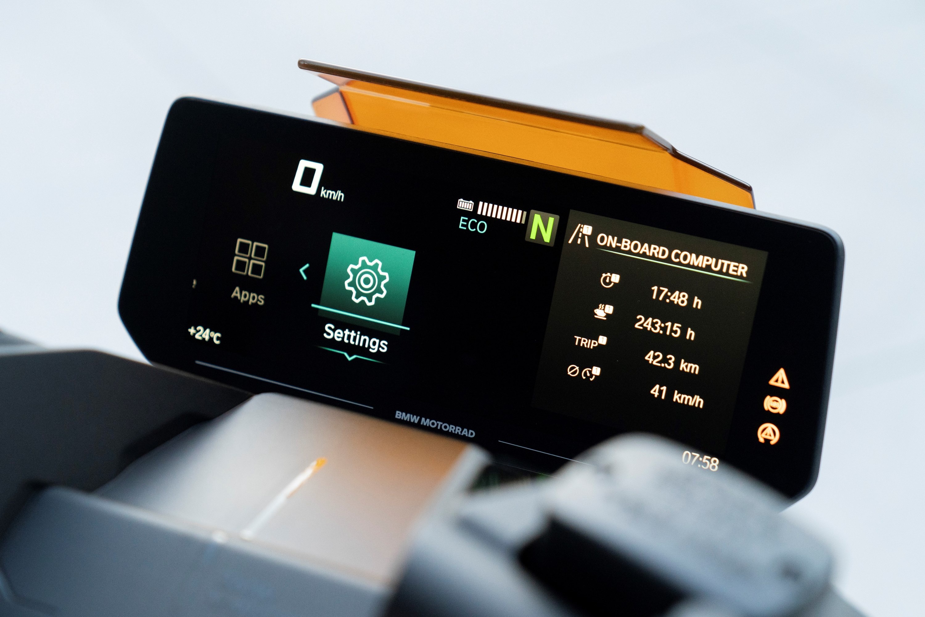 BMW ra mat xe may dien anh 6