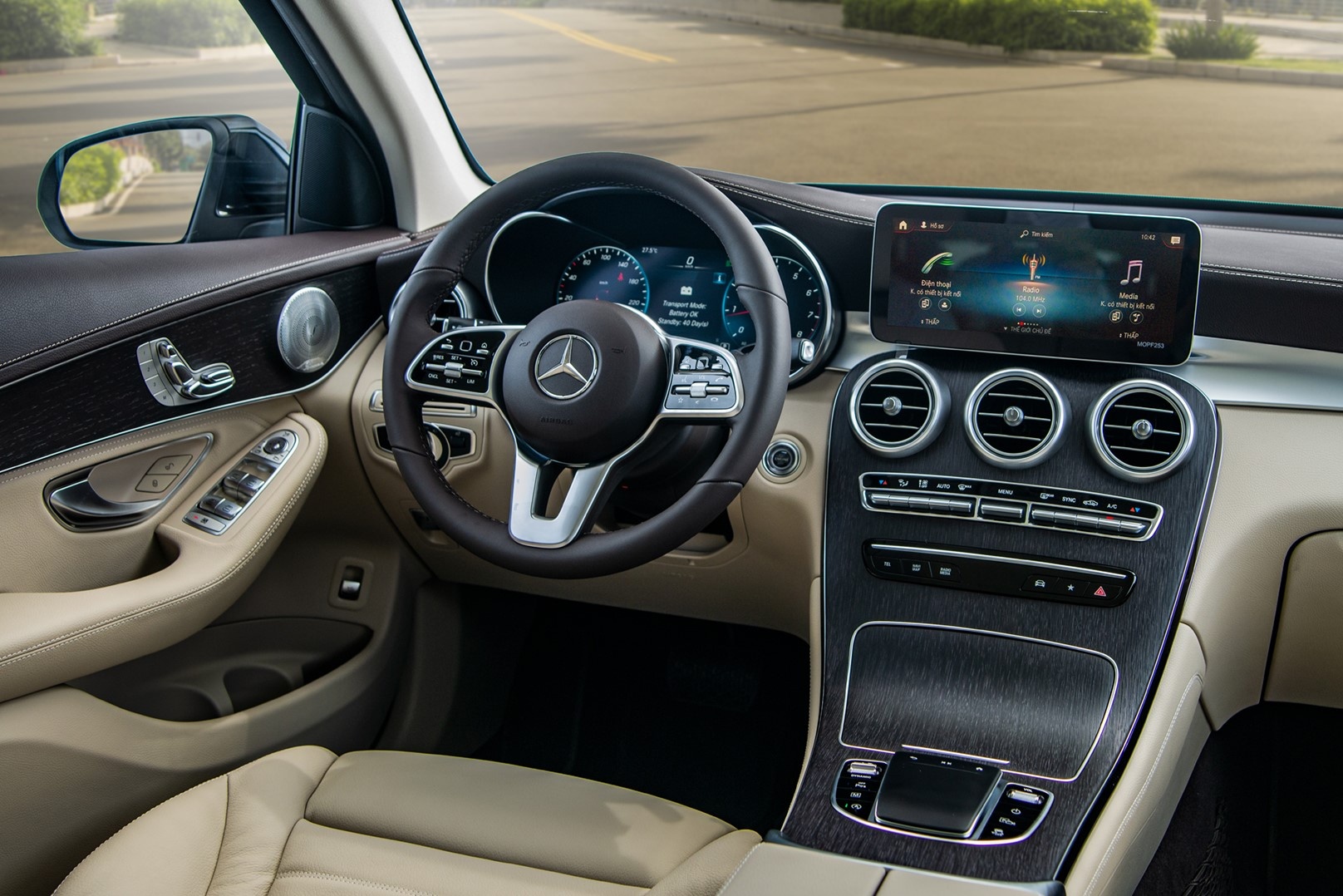 SUV hạng sang tầm 2 tỷ đồng ảnh 7 SUV hang sang tam 2 ty dong anh 7