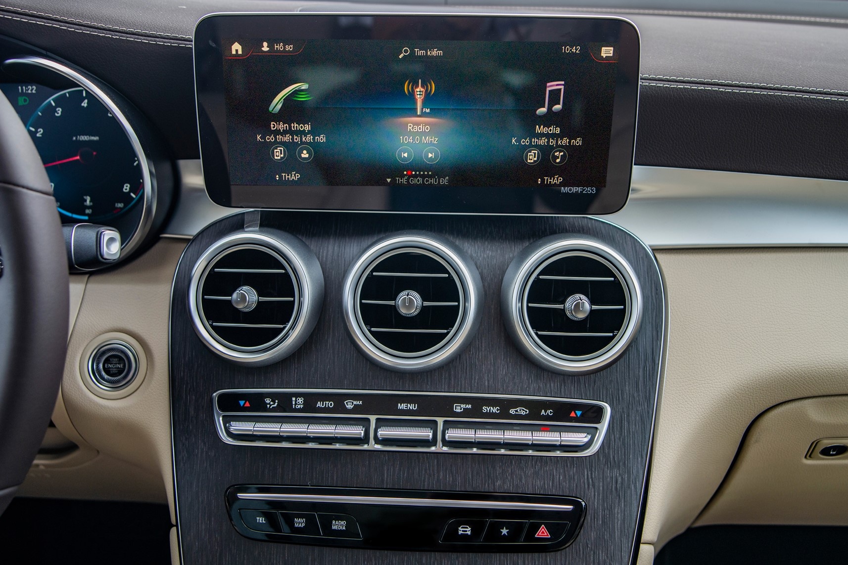 Audi Q5 2021 canh tranh Mercedes GLC anh 10