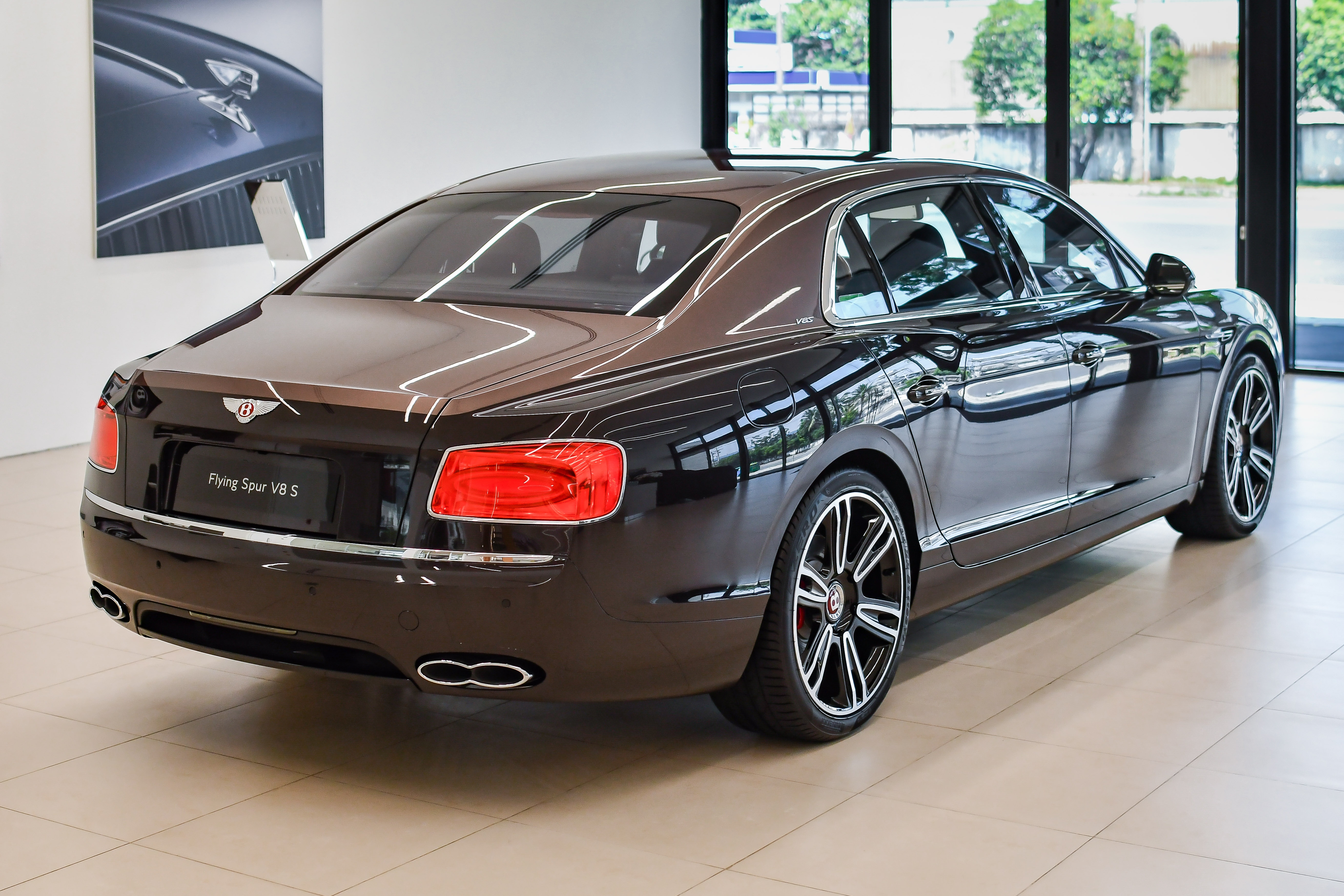 Bentley Flying Spur V8 S ảnh 3 Bentley Flying Spur V8 S anh 3