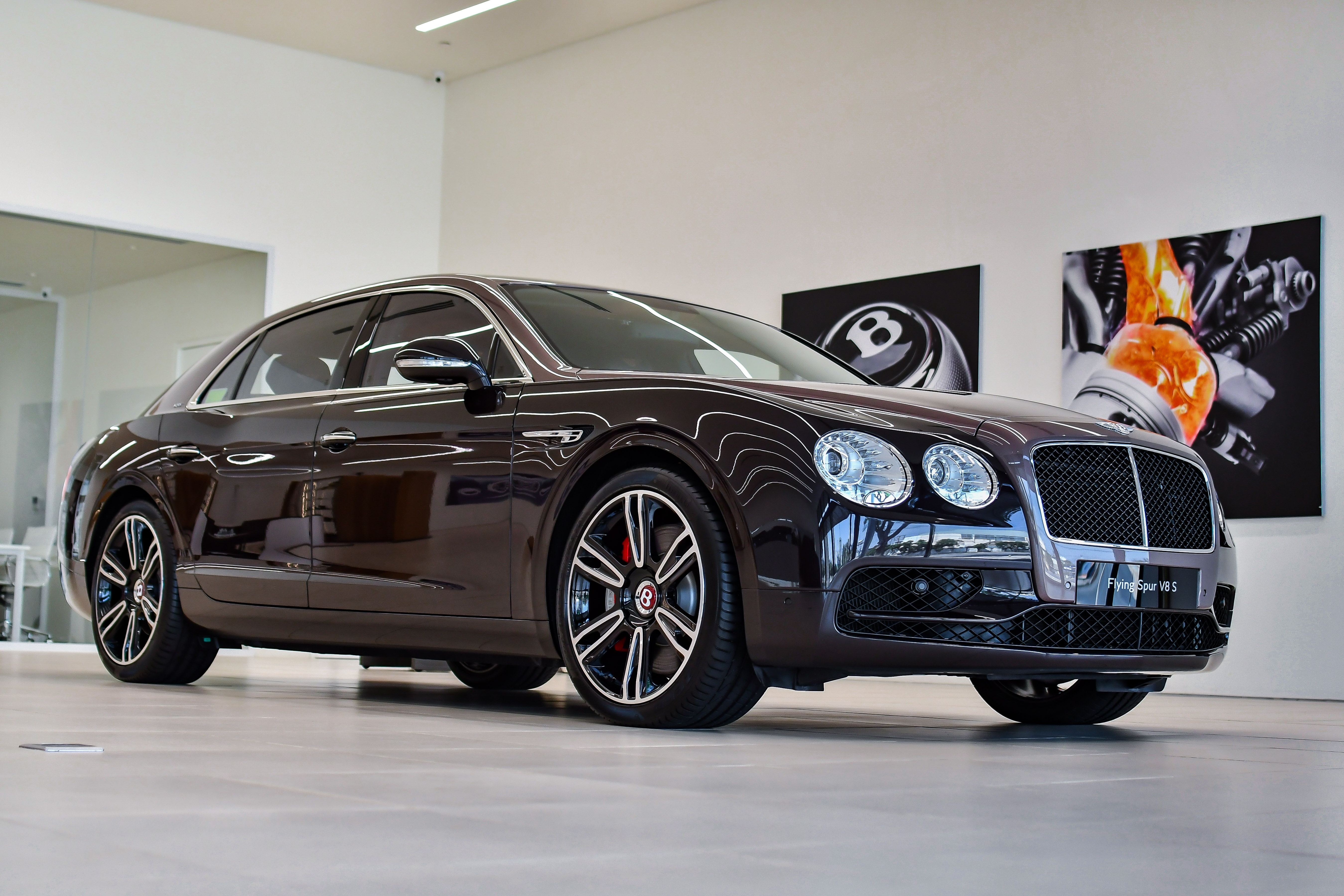 Bentley Flying Spur V8 S ảnh 2 Bentley Flying Spur V8 S anh 2