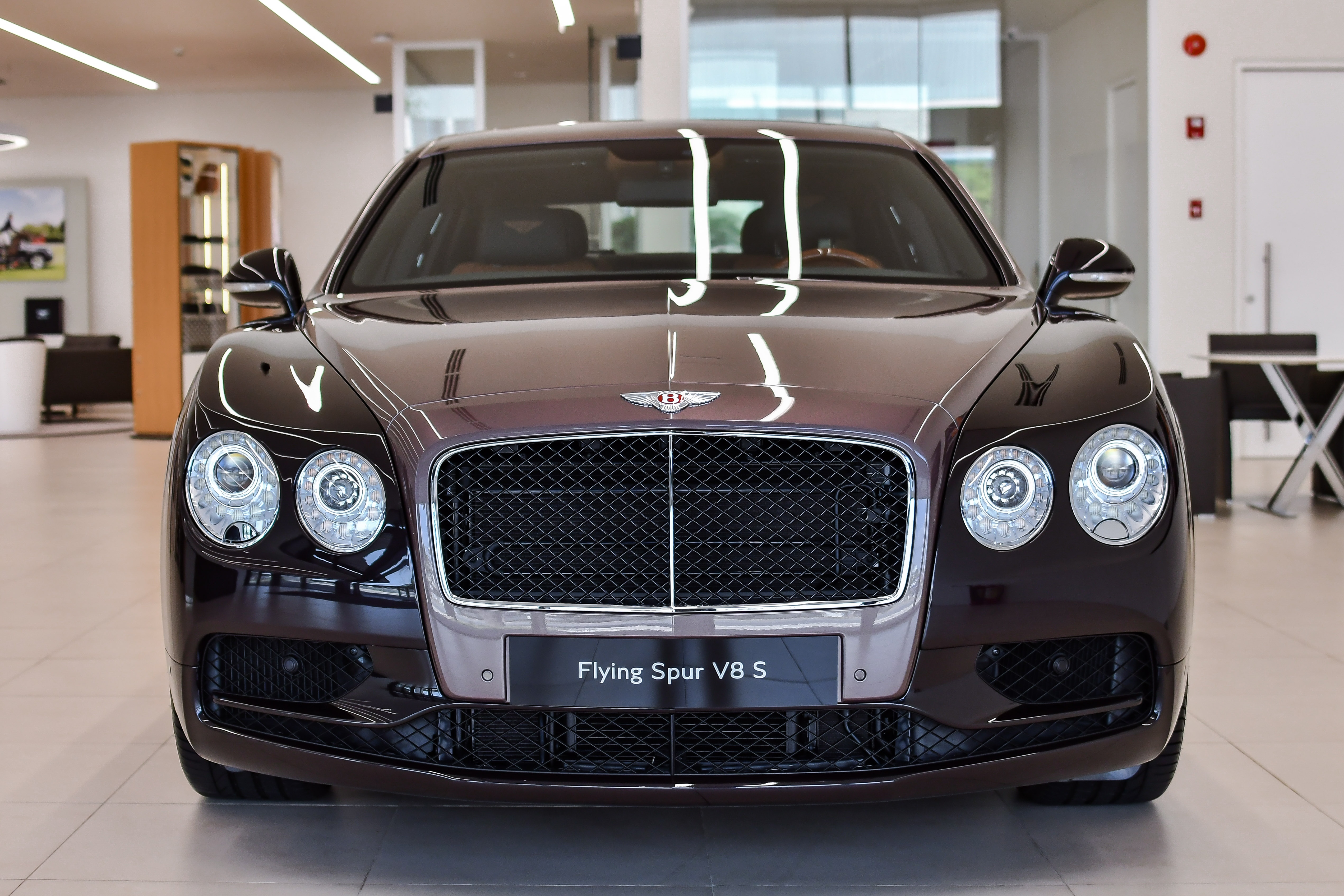 Bentley Flying Spur V8 S ảnh 4 Bentley Flying Spur V8 S anh 4