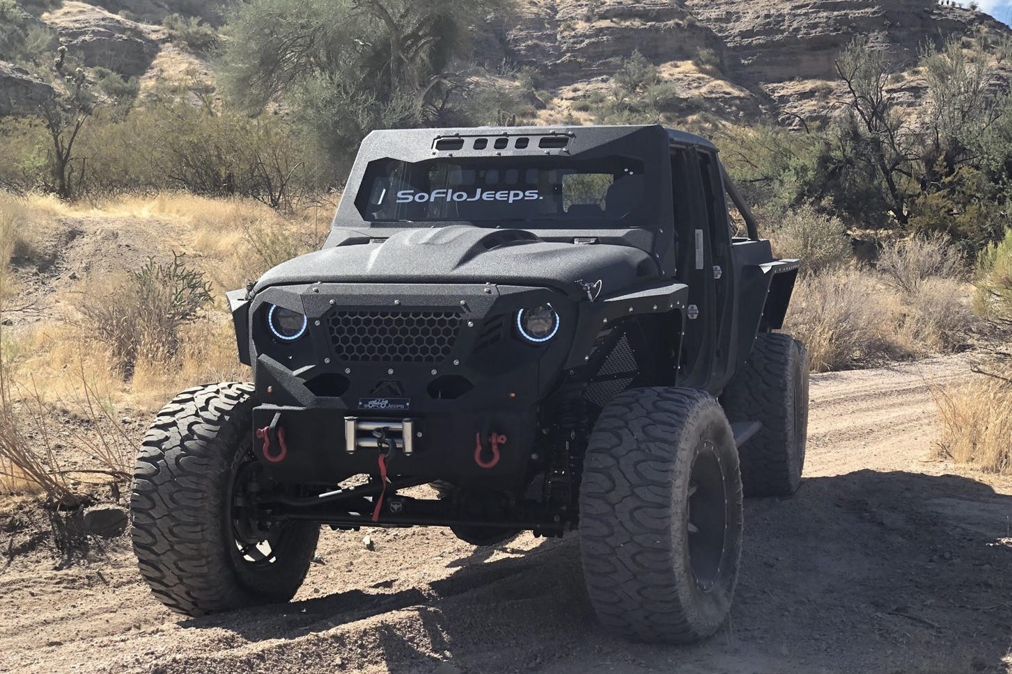 Jeep Gladiator 6x6 ảnh 8 Jeep Gladiator 6x6 anh 8