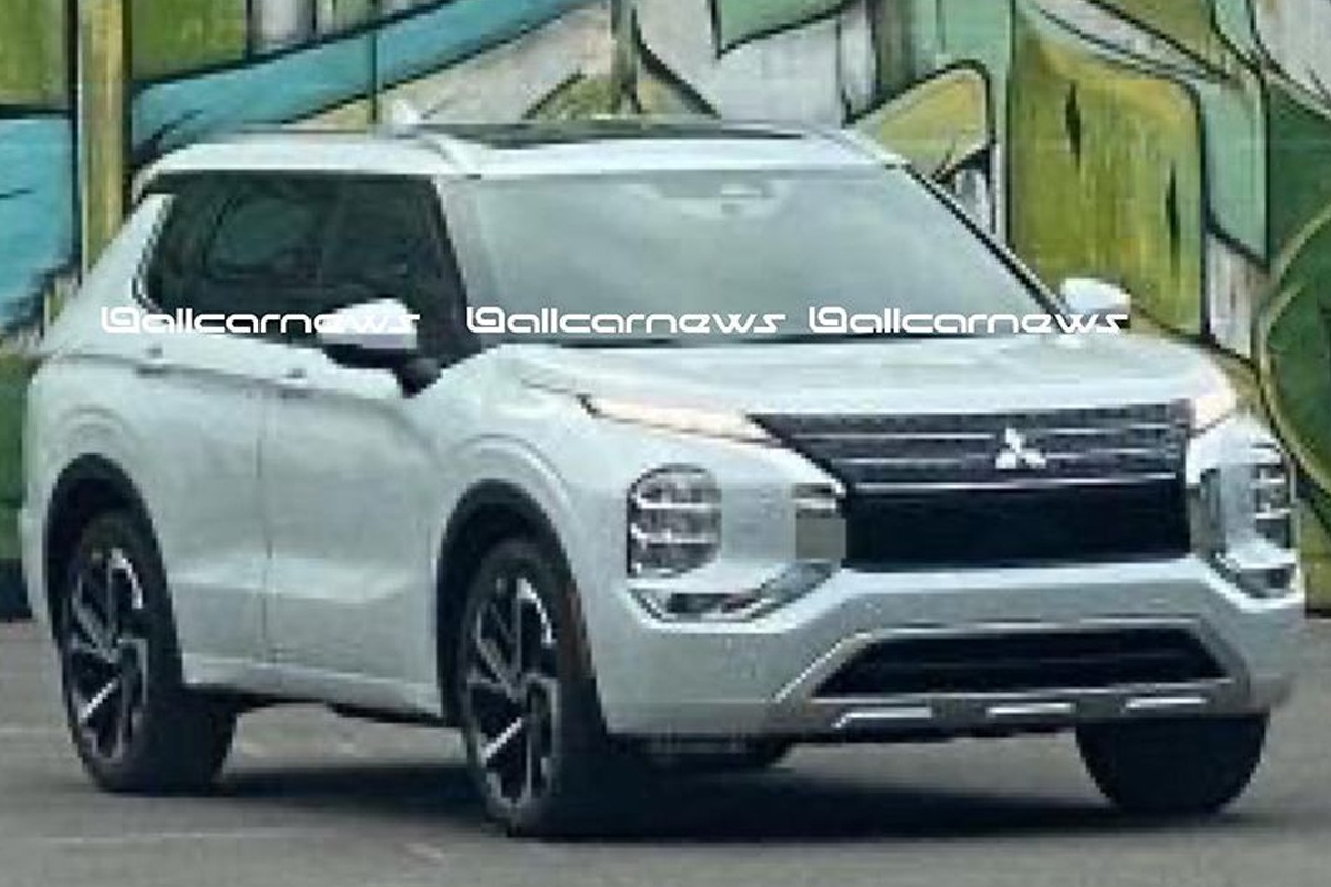 Lo anh chup thuc te Mitsubishi Outlander 2022 hinh anh