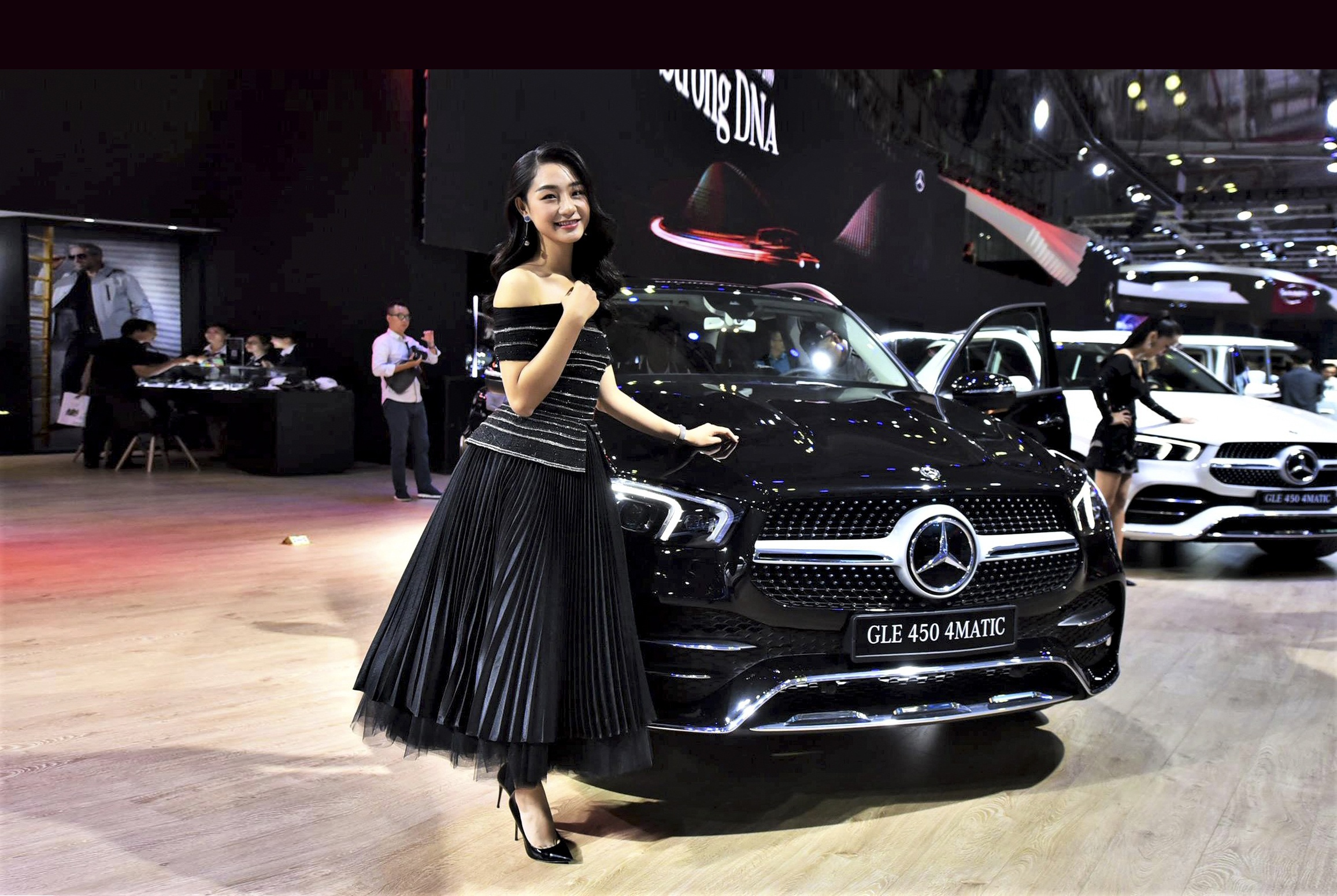 thi truong oto Viet Nam anh 1