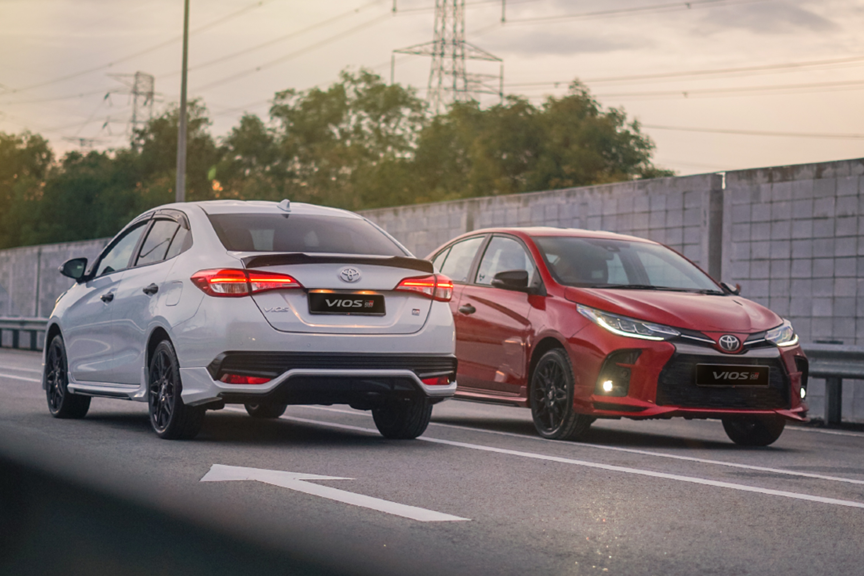 Toyota Vios GR-S anh 10