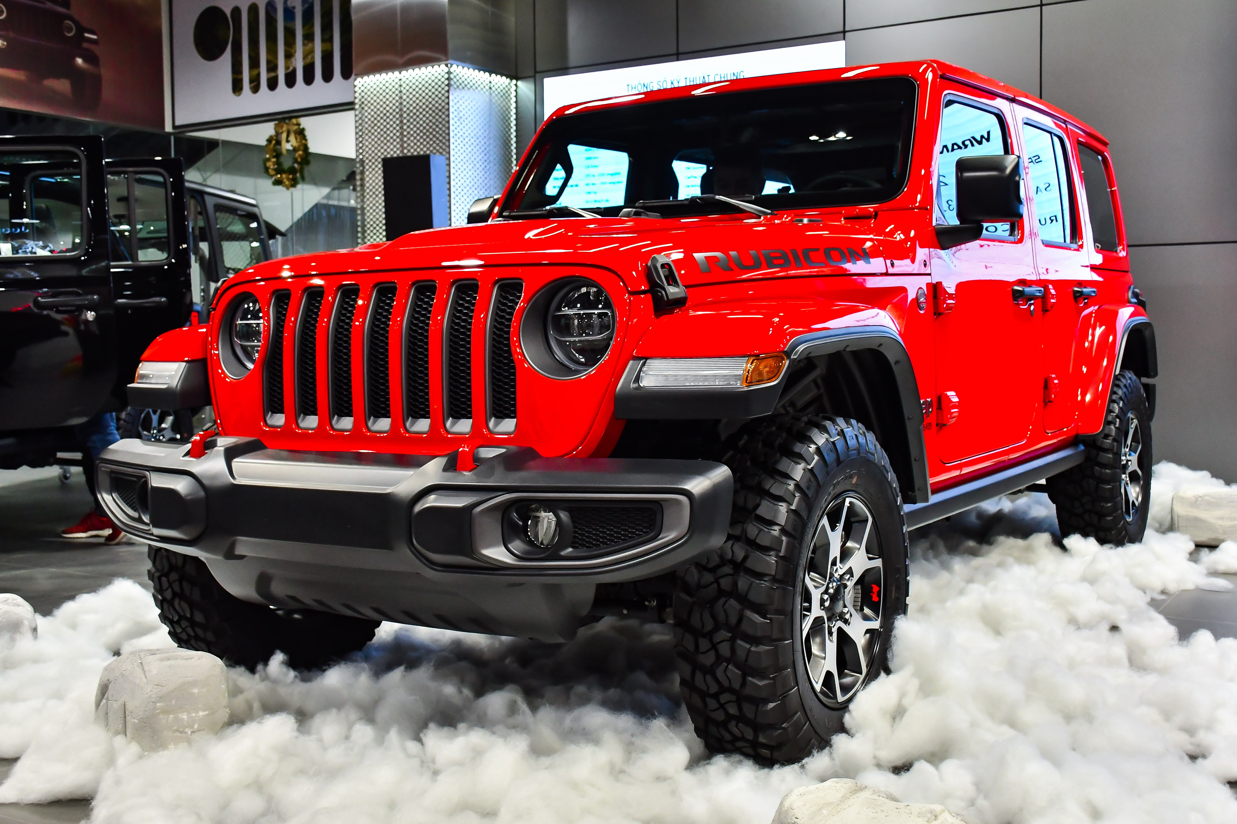 Chi tiet Jeep Wrangler Rubicon gia 3,388 ty dong tai Viet Nam hinh anh