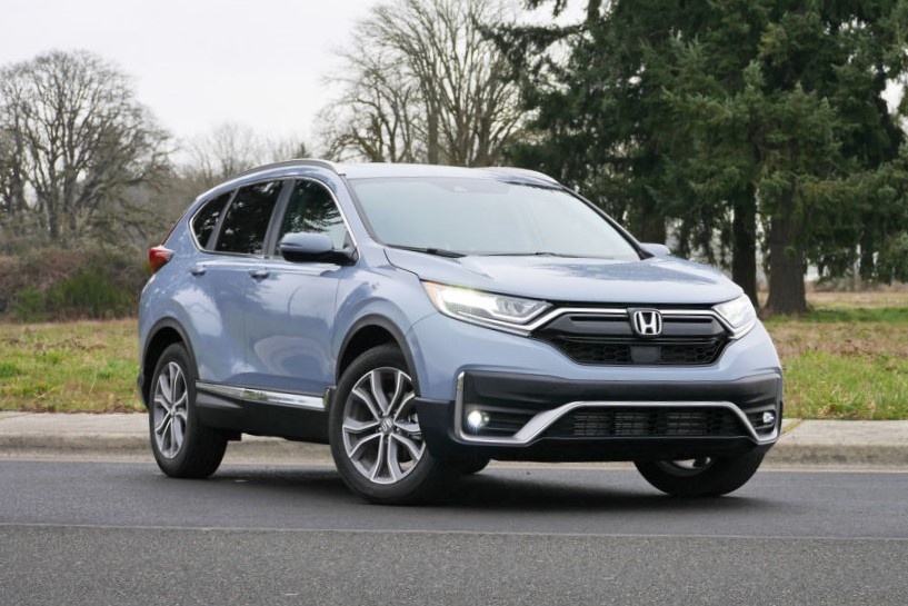 Toi nen mua Honda CR-V hay Subaru Forester? hinh anh
