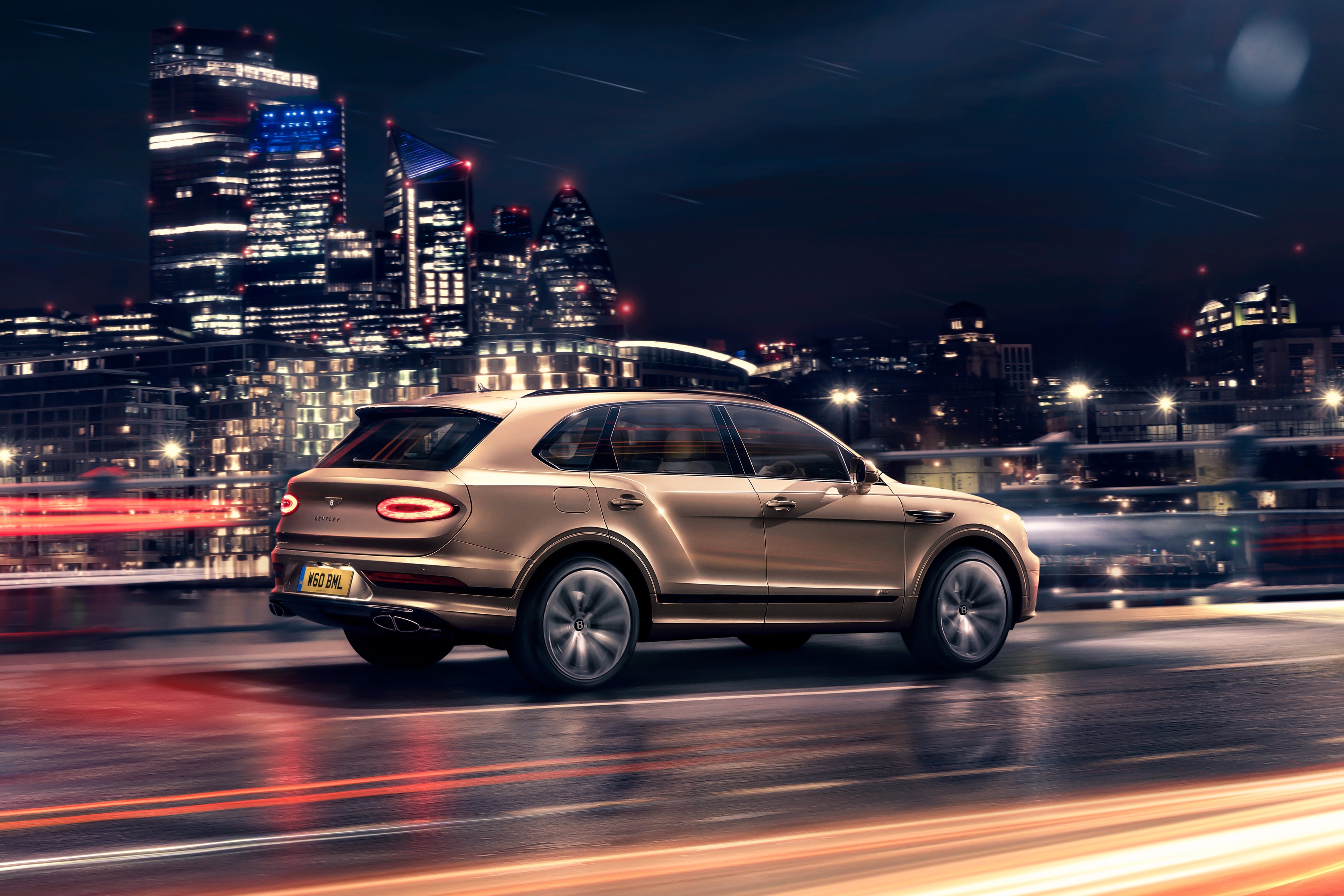 Bentley Bentayga Hybrid  ảnh 2 Bentley Bentayga Hybrid anh 2