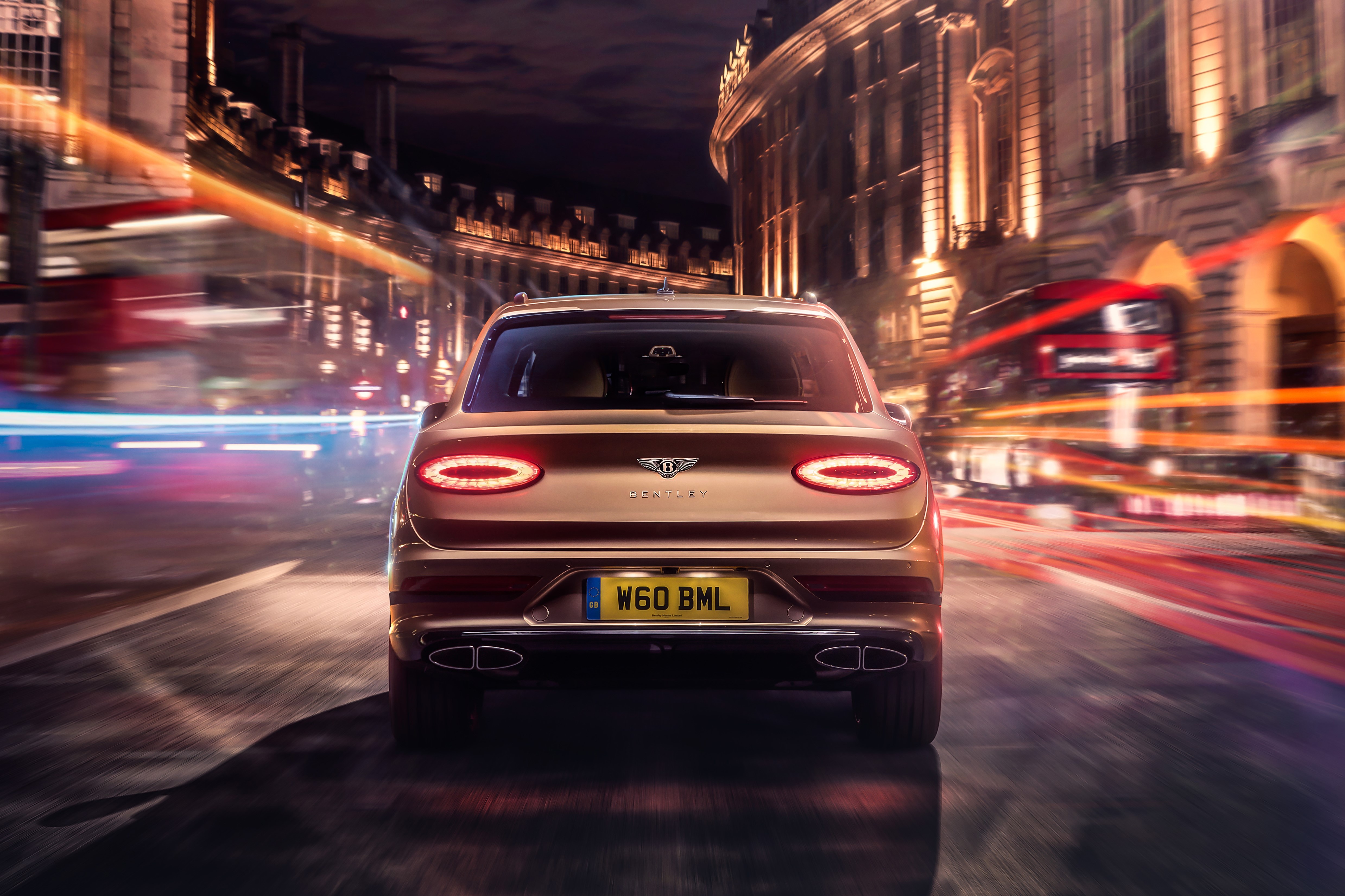 Bentley Bentayga Hybrid  ảnh 6 Bentley Bentayga Hybrid anh 6