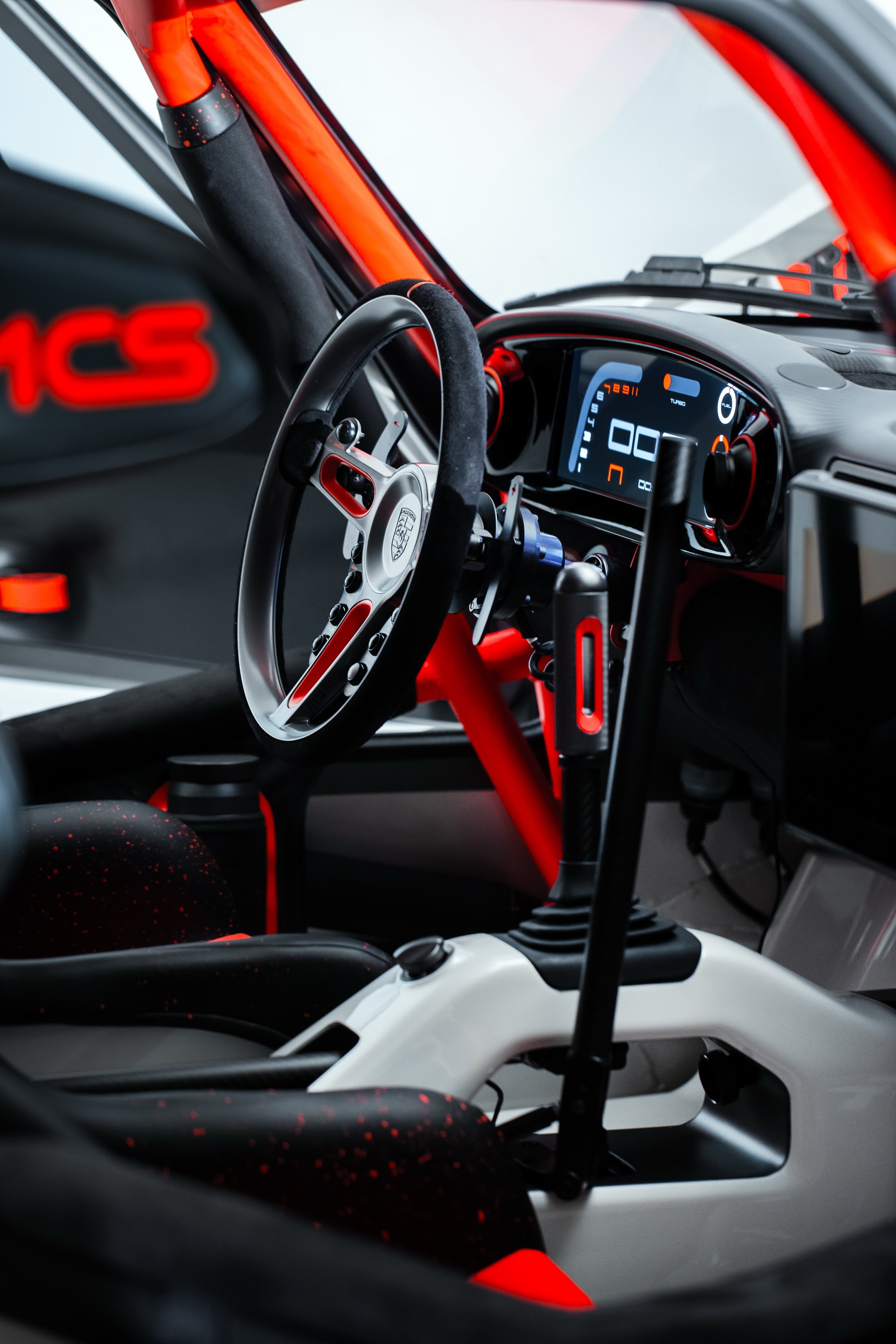 xe dua dia hinh anh 33