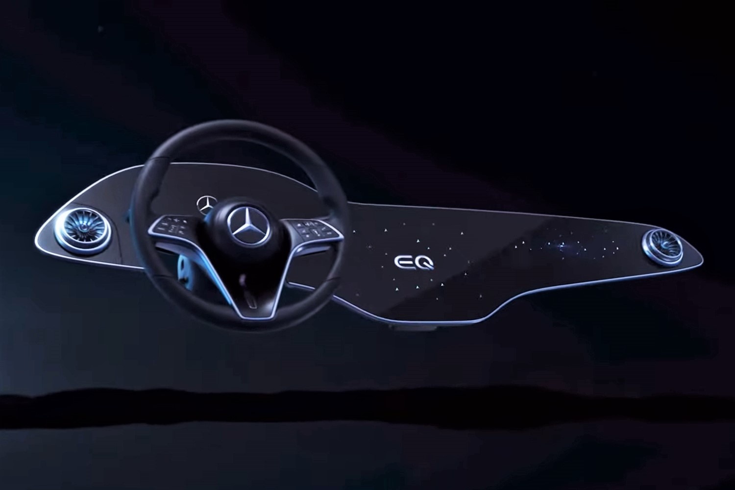 Xe Mercedes-Benz se co bang dieu khien rong 56 inch hinh anh