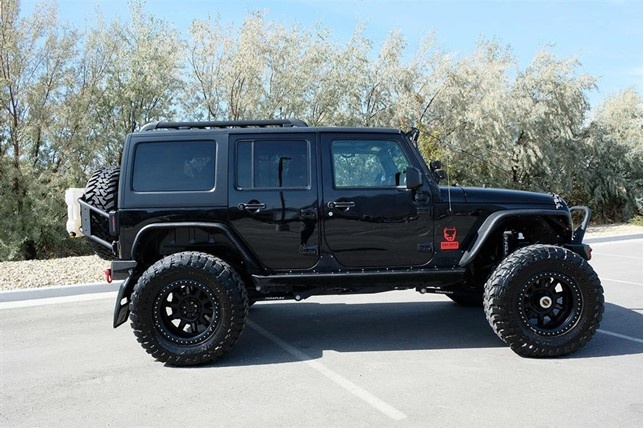 do Jeep Wrangler anh 3