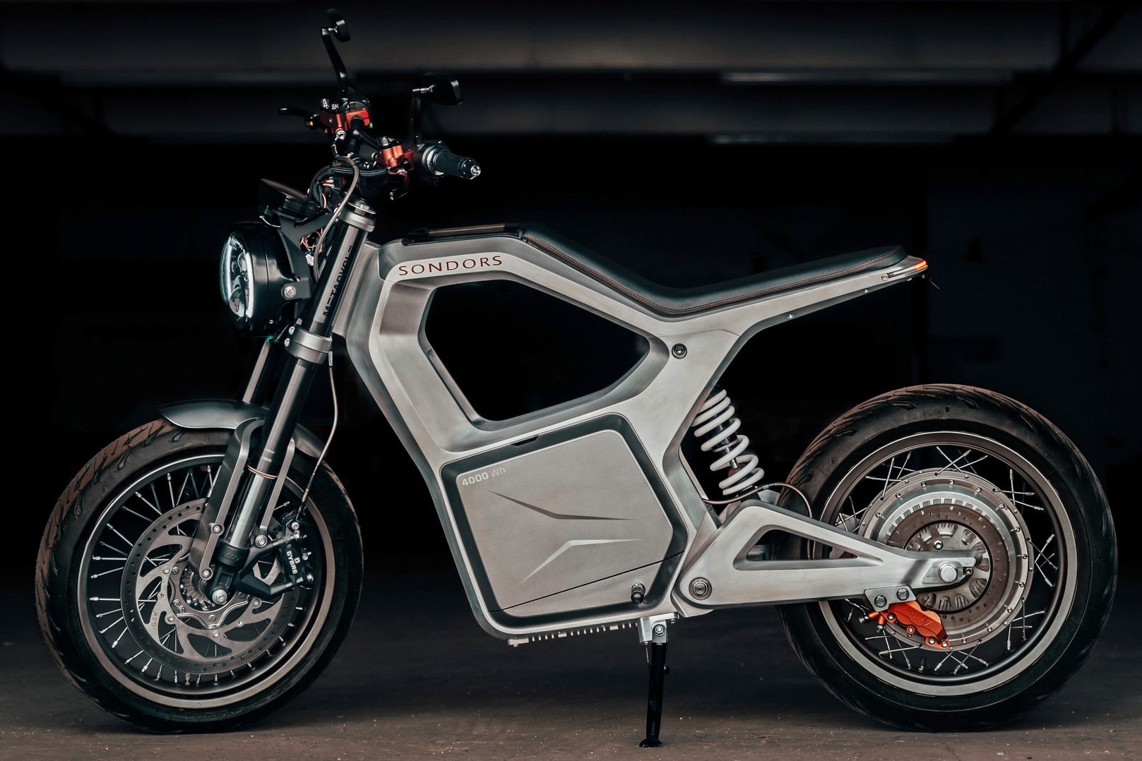 Xe may dien Sondors Metacycle - sieu nhe voi khung nhom nguyen khoi hinh anh