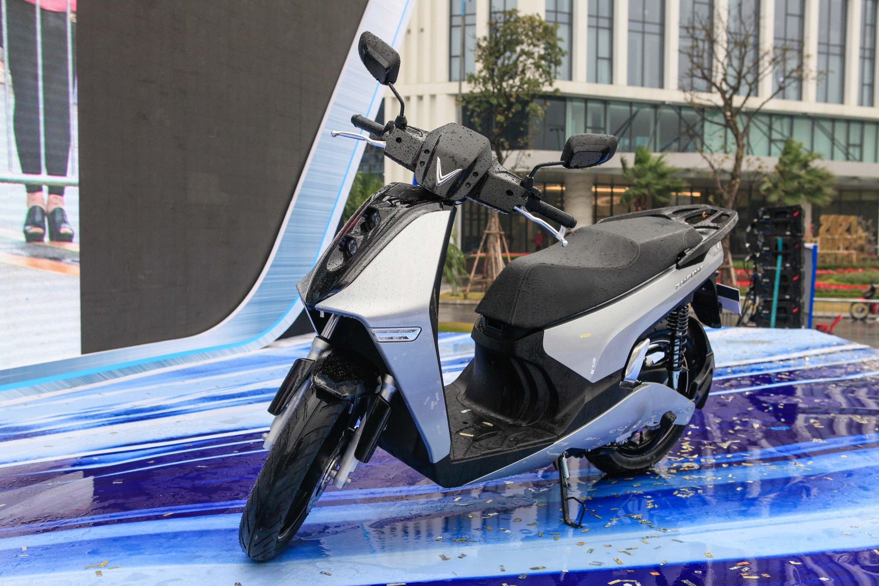 xe xang sang xe dien duoc va mat nhung gi anh 1