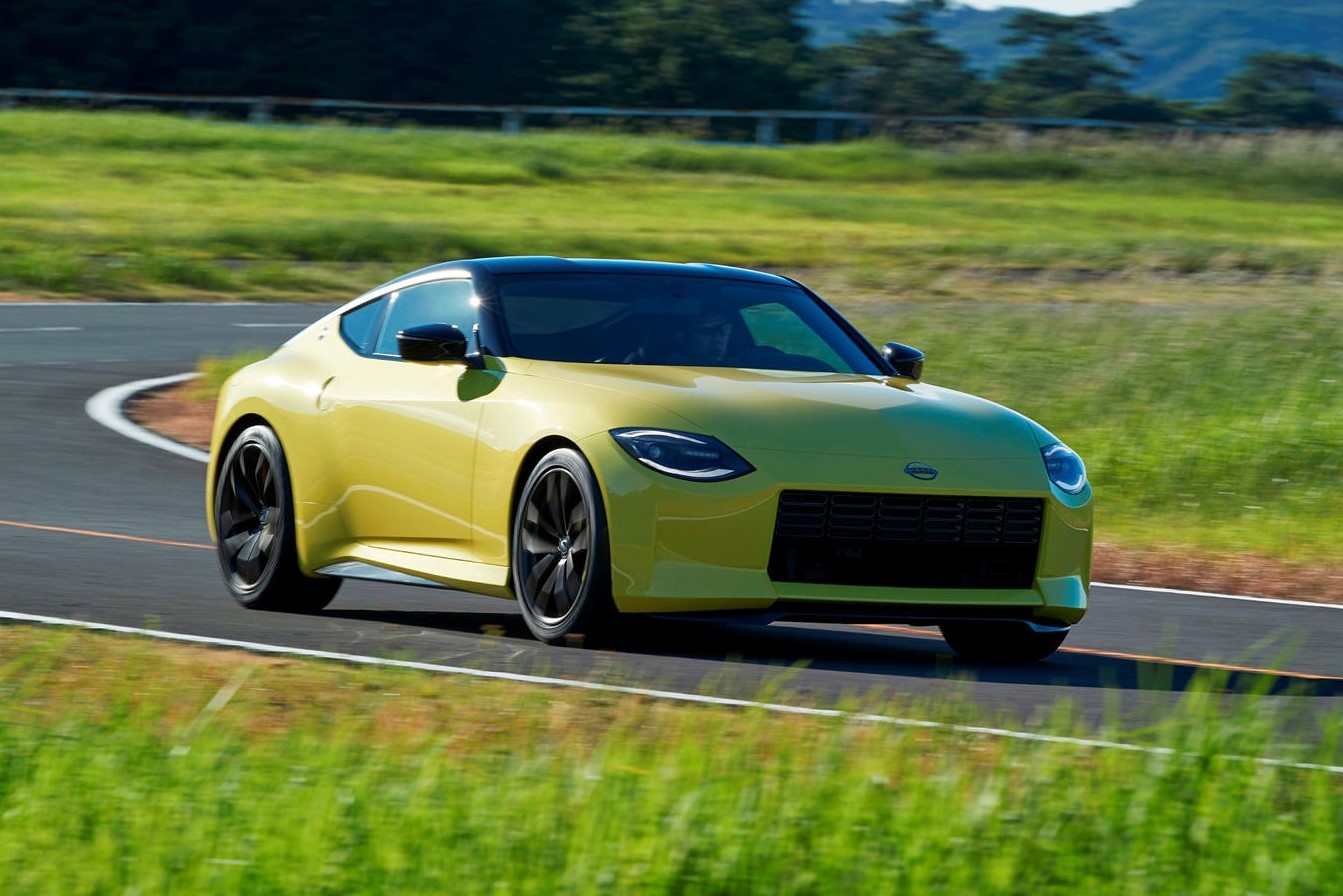 Nissan 400Z co the manh 400 ma luc hinh anh
