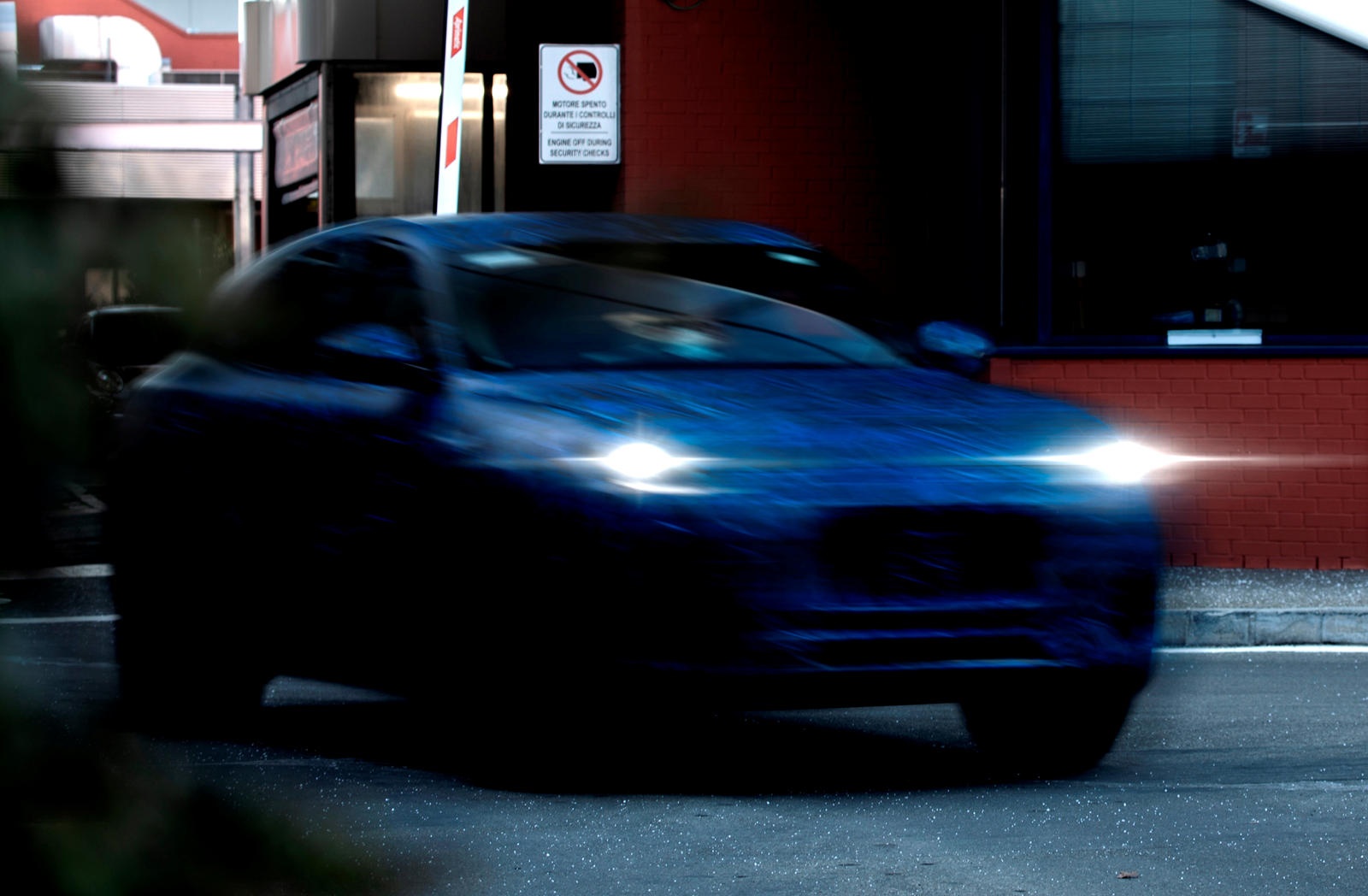 Maserati Grecale anh 1