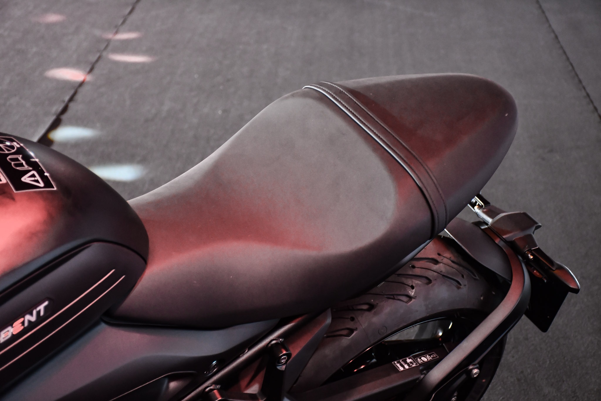 Triumph Trident 660 gia 270 trieu anh 7