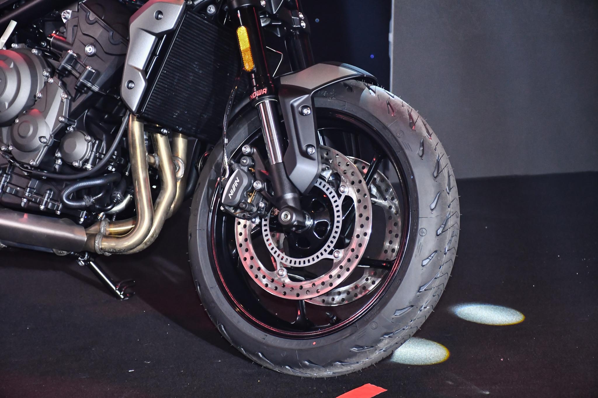 Triumph Trident 660 gia 270 trieu anh 11