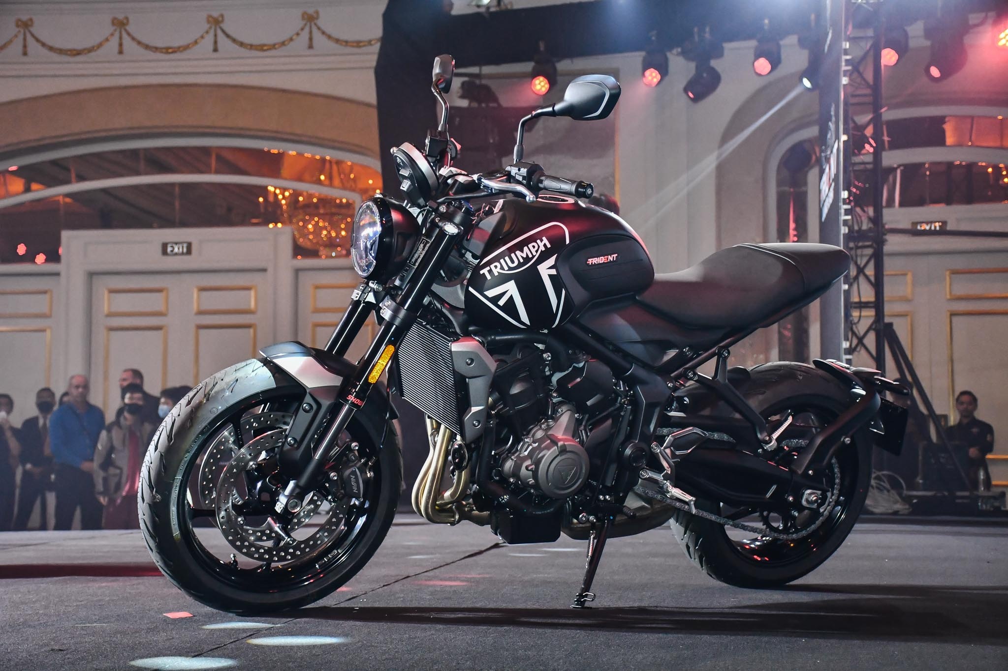 Triumph Trident ban tai Viet Nam co nguy co do anh 2