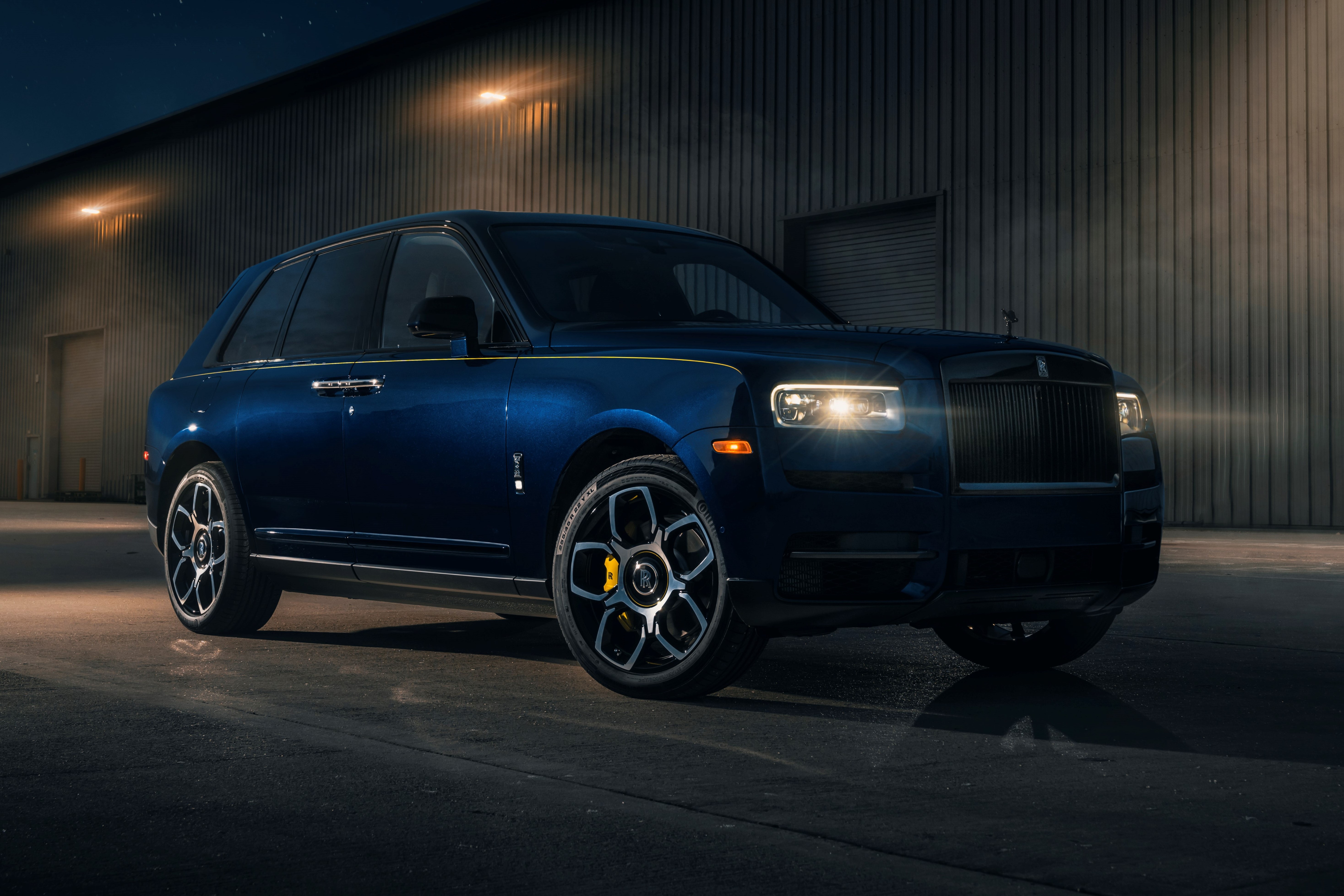 Rolls-Royce Cullinan  ảnh 1 Rolls-Royce Cullinan anh 1