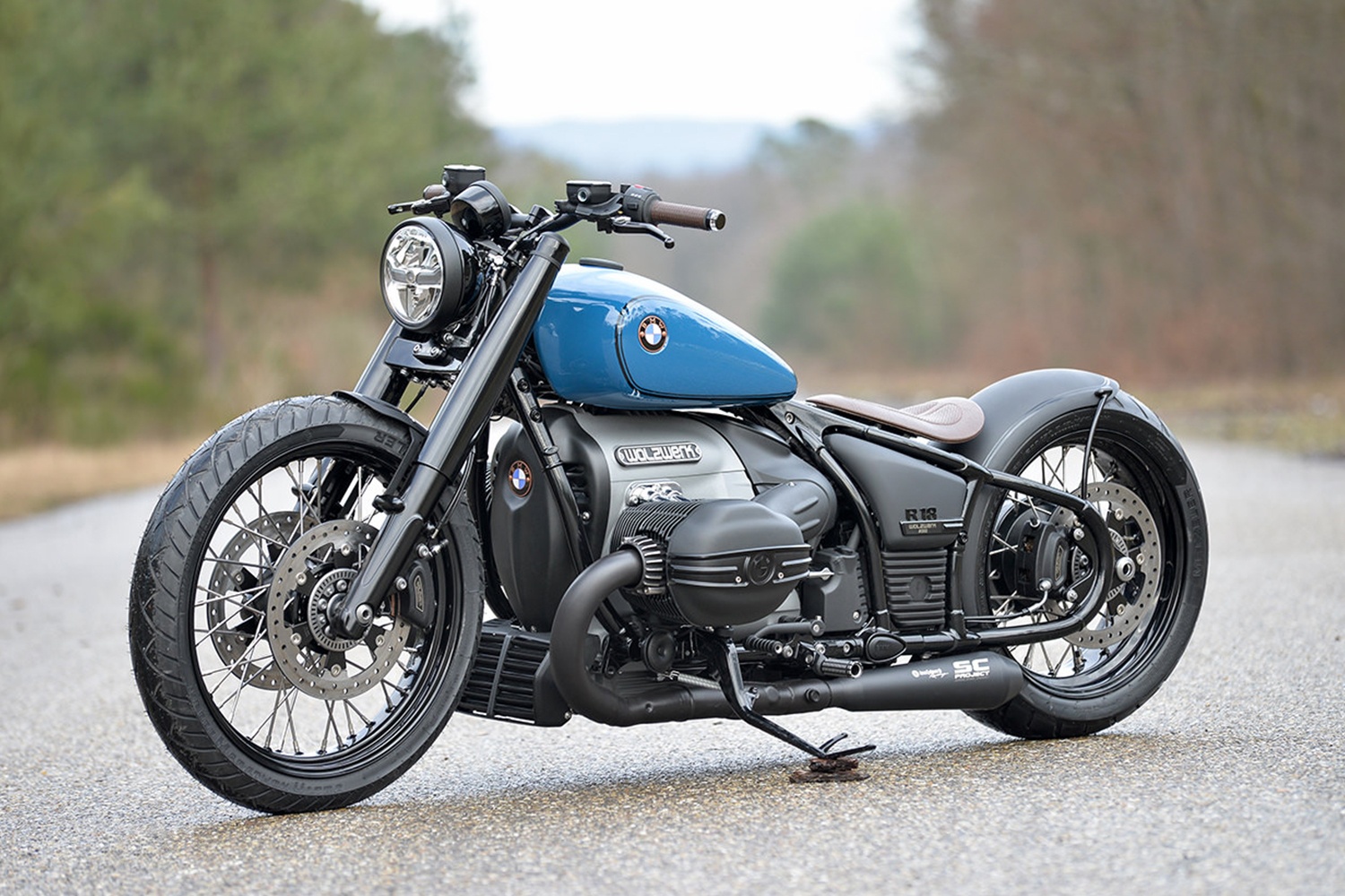 BMW R 18 do theo phong cach bobber hinh anh
