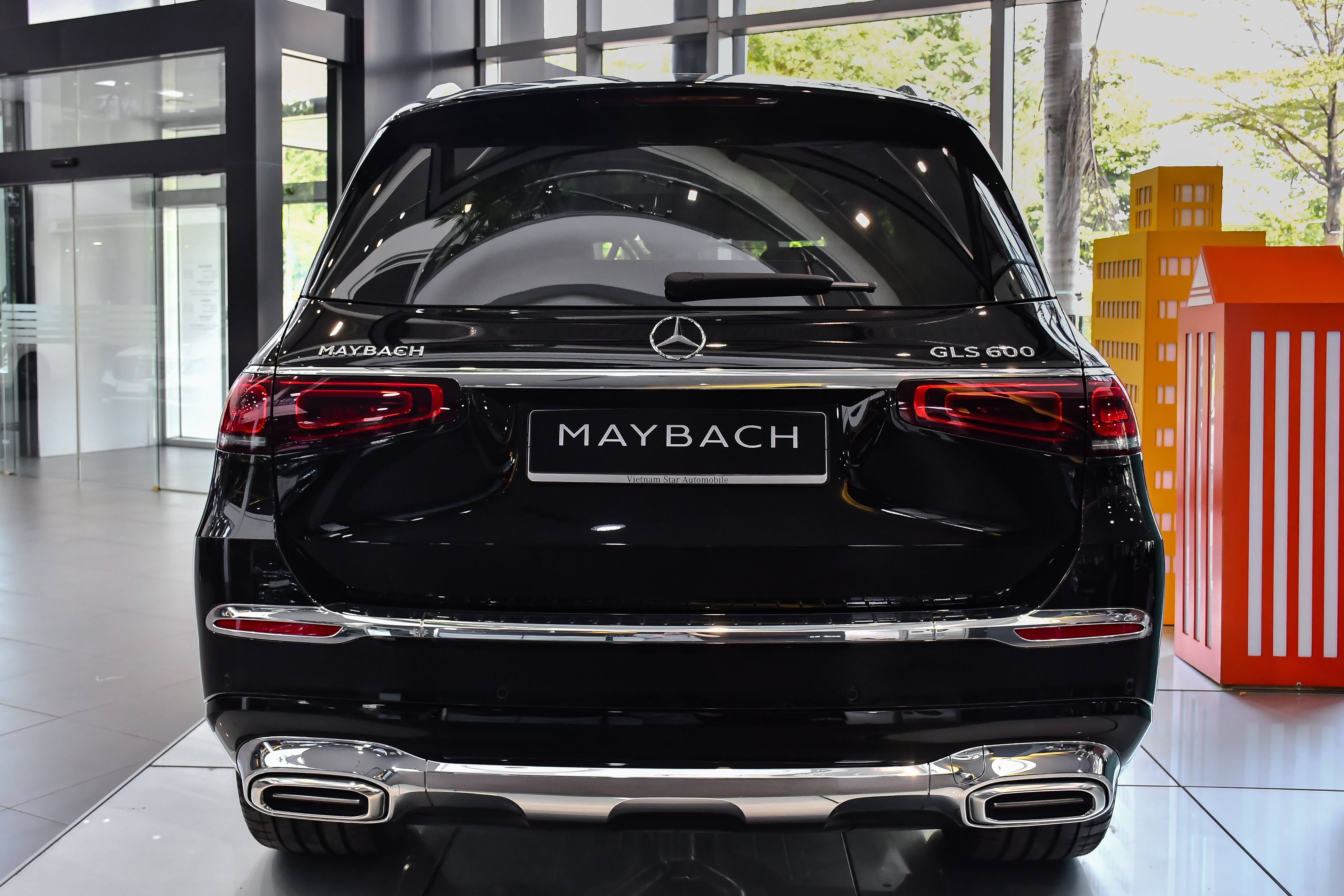 Mercedes-Maybach GLS 600 chinh hang anh 6