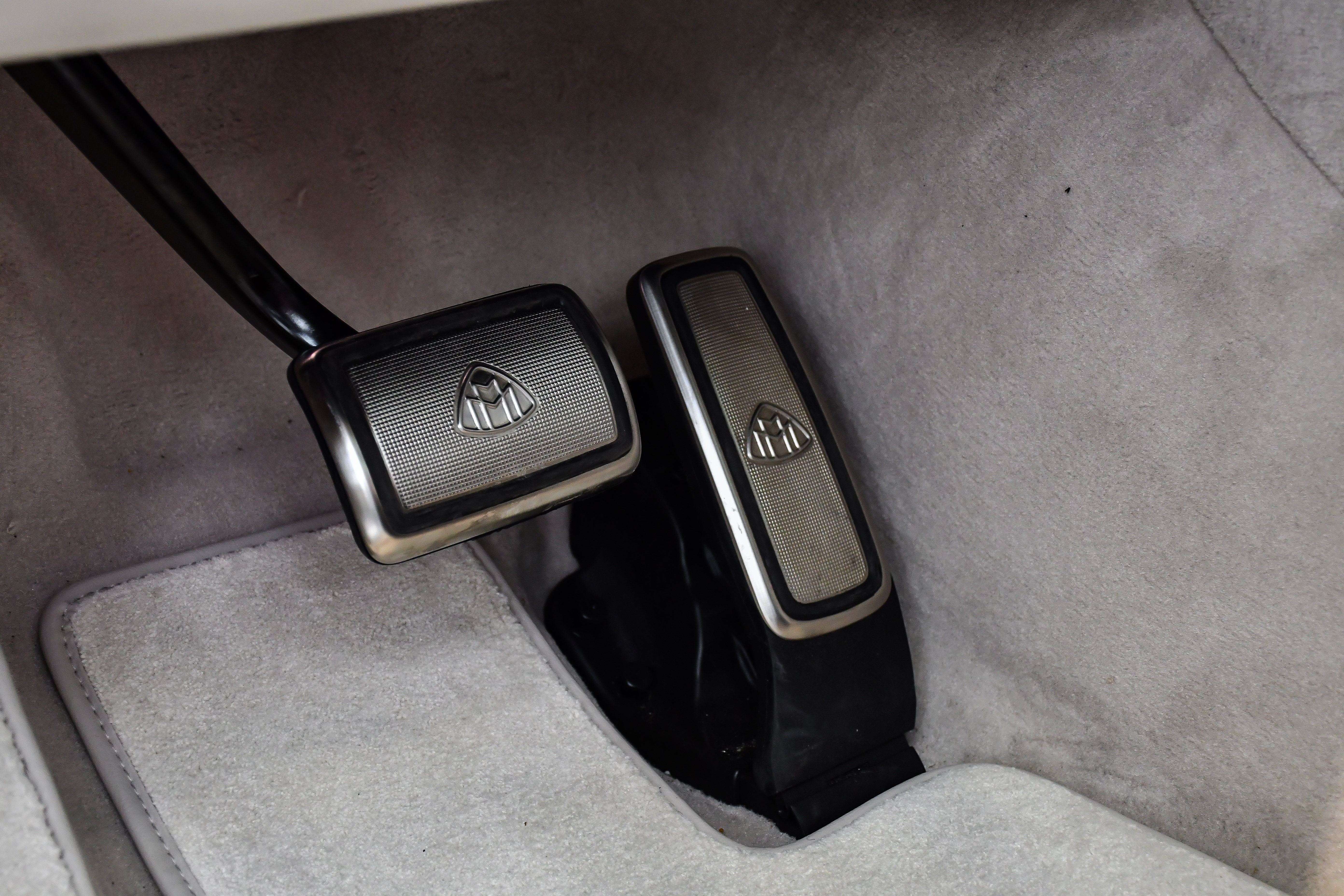 Mercedes-Maybach GLS 600 chinh hang anh 21