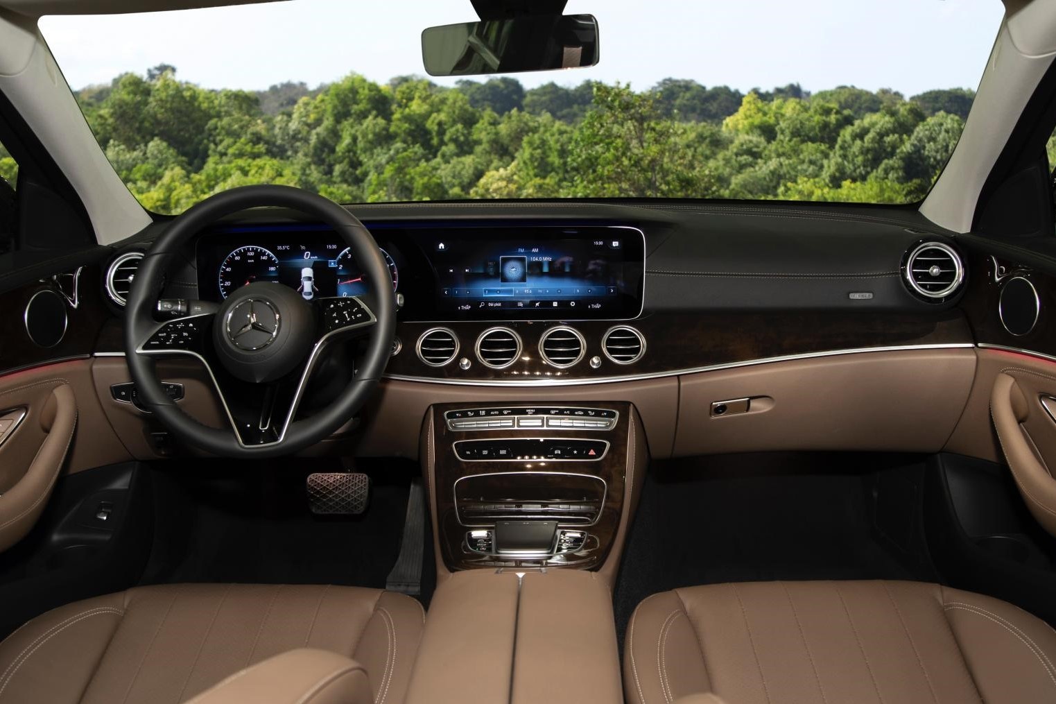 Sedan hang sang 2 ty dong anh 7