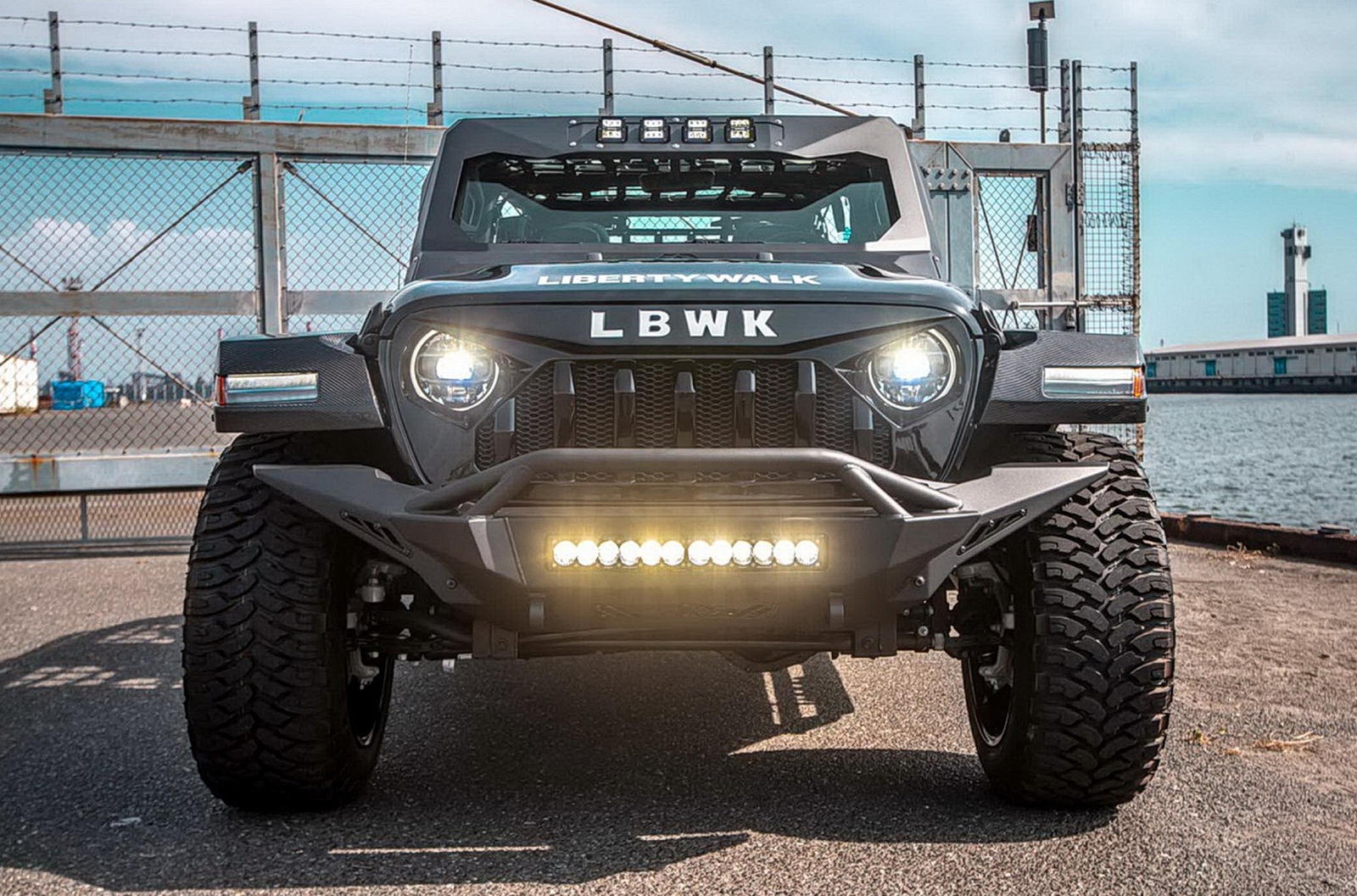 Jeep Wrangler do anh 4