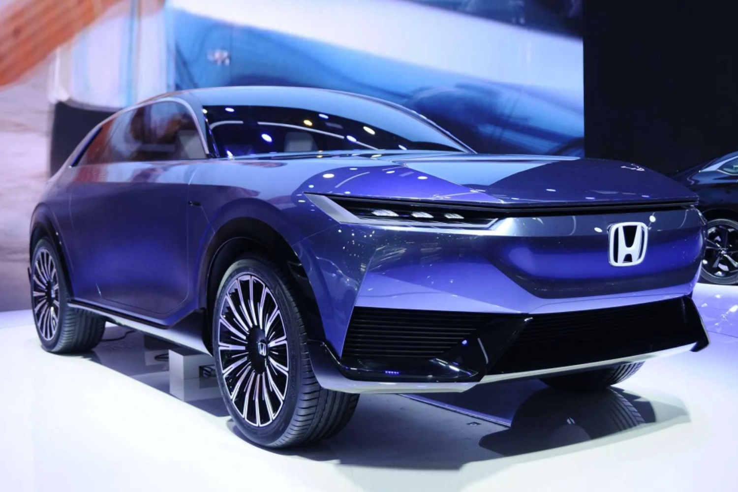 Honda sap ra mat SUV chay dien moi hinh anh