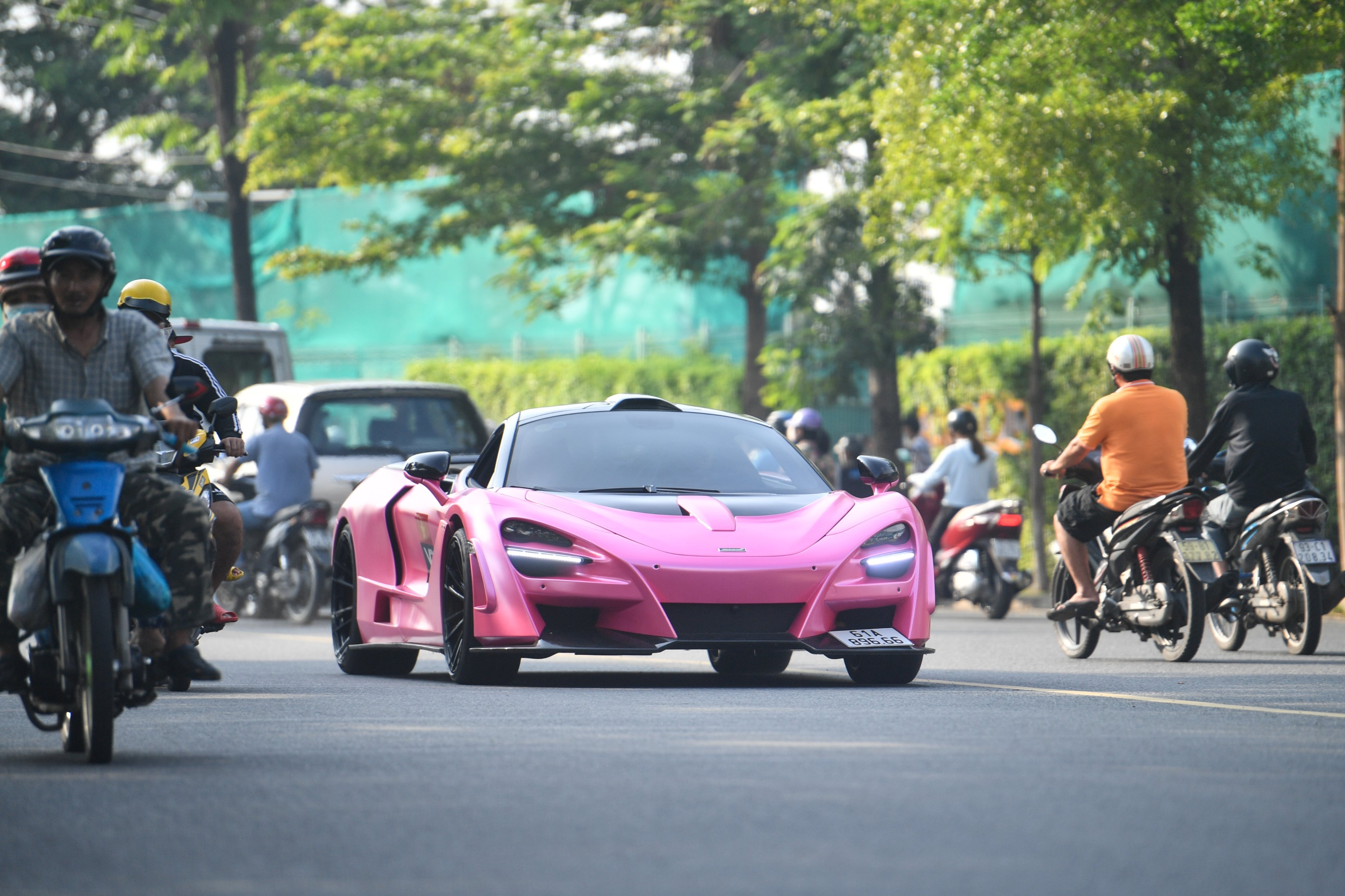 Doan sieu xe 50 chiec khoi hanh di Phan Thiet anh 6