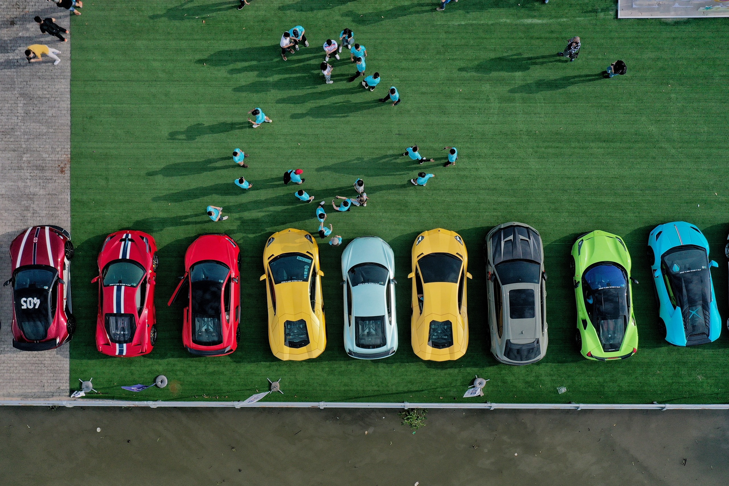 Doan sieu xe 50 chiec khoi hanh di Phan Thiet anh 1