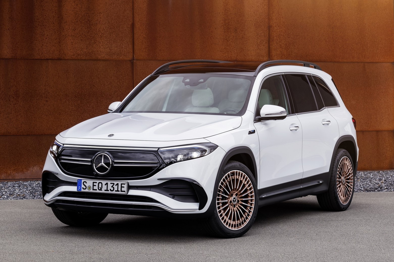 Mercedes-Benz EQB ra mắt ảnh 4 Mercedes-Benz EQB ra mat anh 4