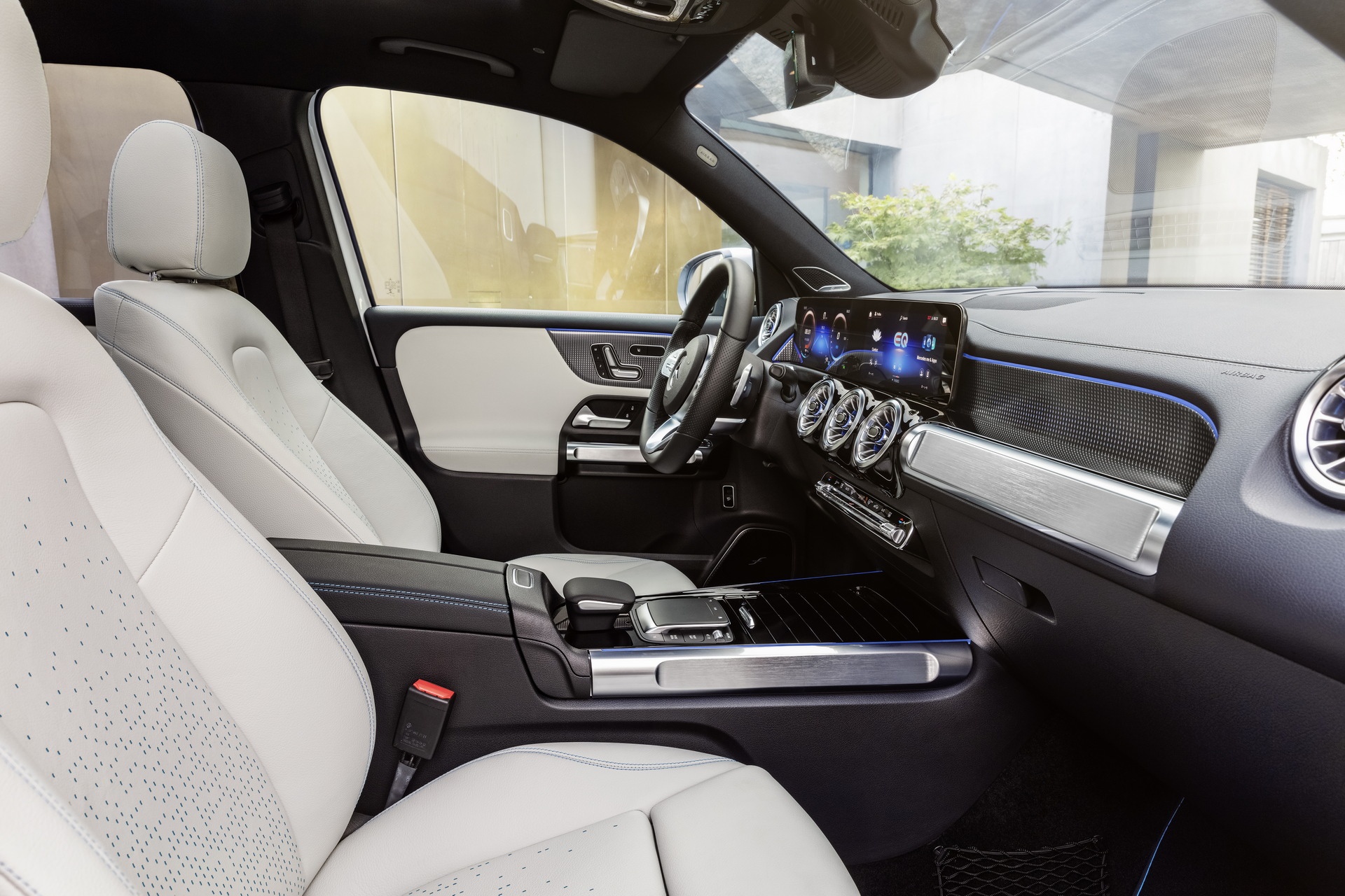 Mercedes-Benz EQB ra mắt ảnh 8 Mercedes-Benz EQB ra mat anh 8