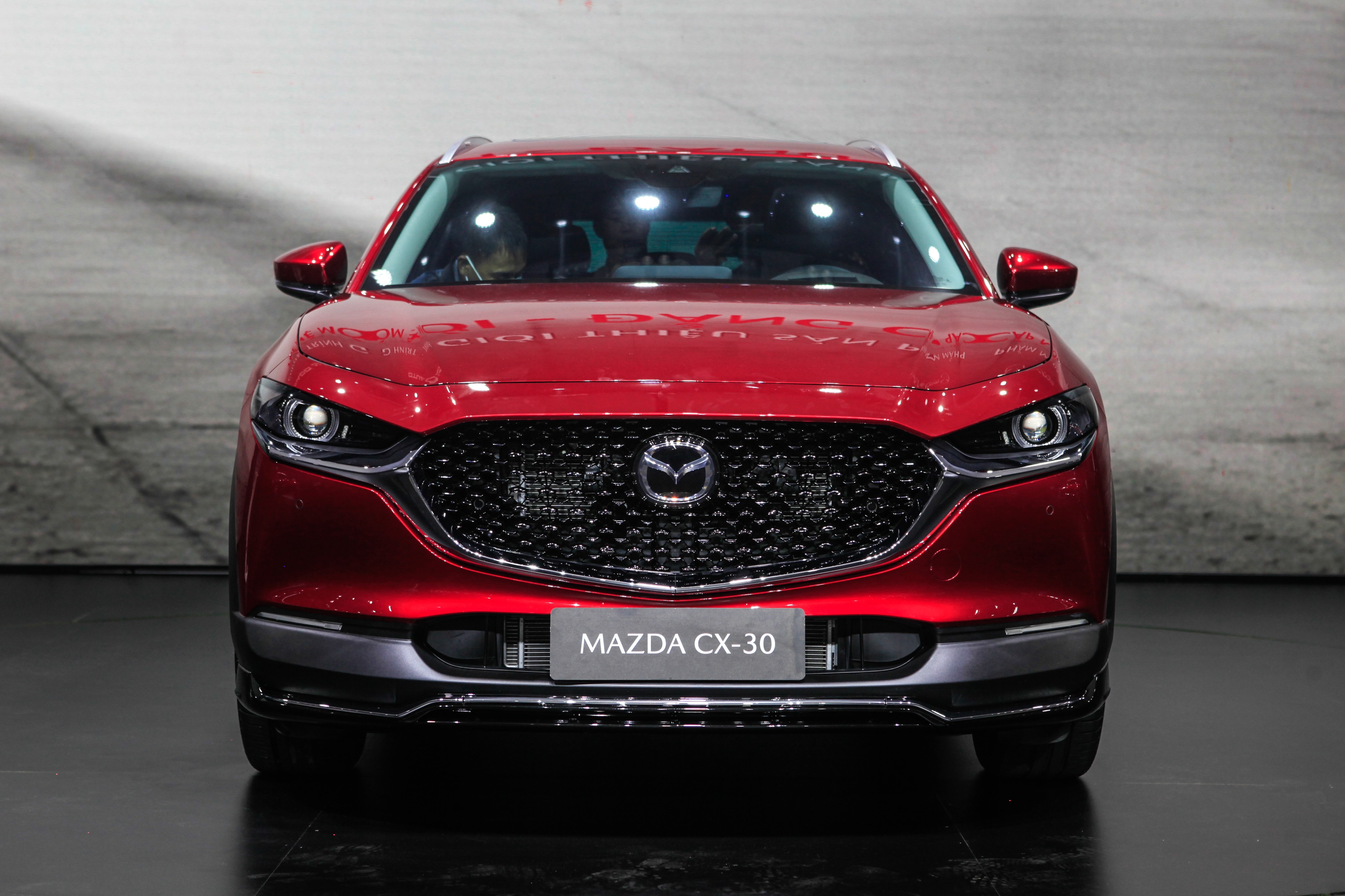 Mazda CX-30 cạnh tranh Toyota Corolla Cross ảnh 16 Mazda CX-30 canh tranh Toyota Corolla Cross anh 16