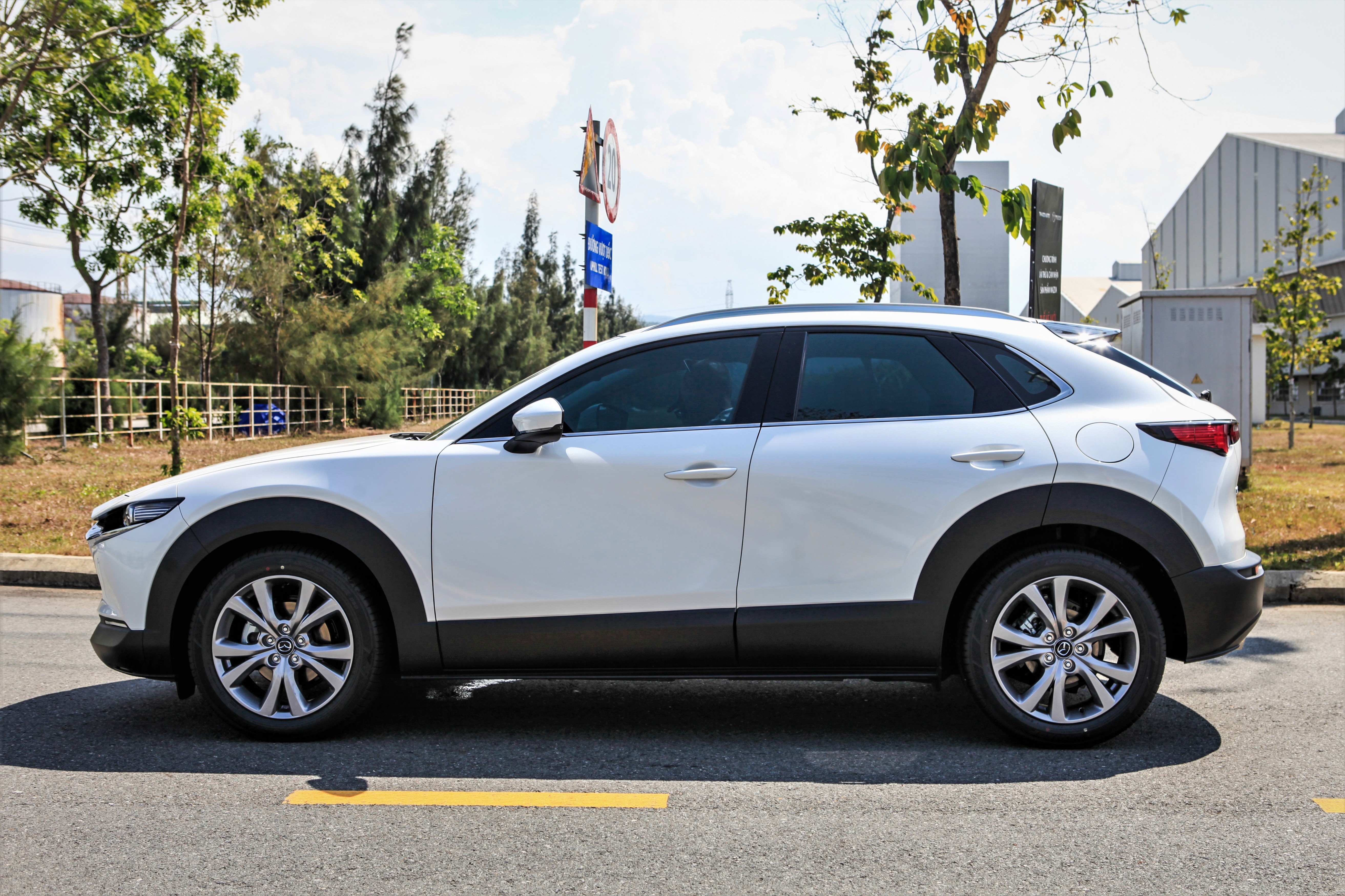 Mazda CX-30 anh 13