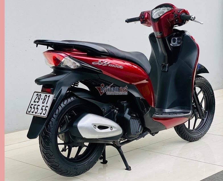 Honda SH Mode bien ngu quy 5 duoc rao ban, gia hon 200 trieu dong hinh anh