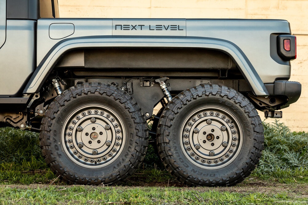 Jeep Gladiator 6x6  ảnh 4 Jeep Gladiator 6x6 anh 4