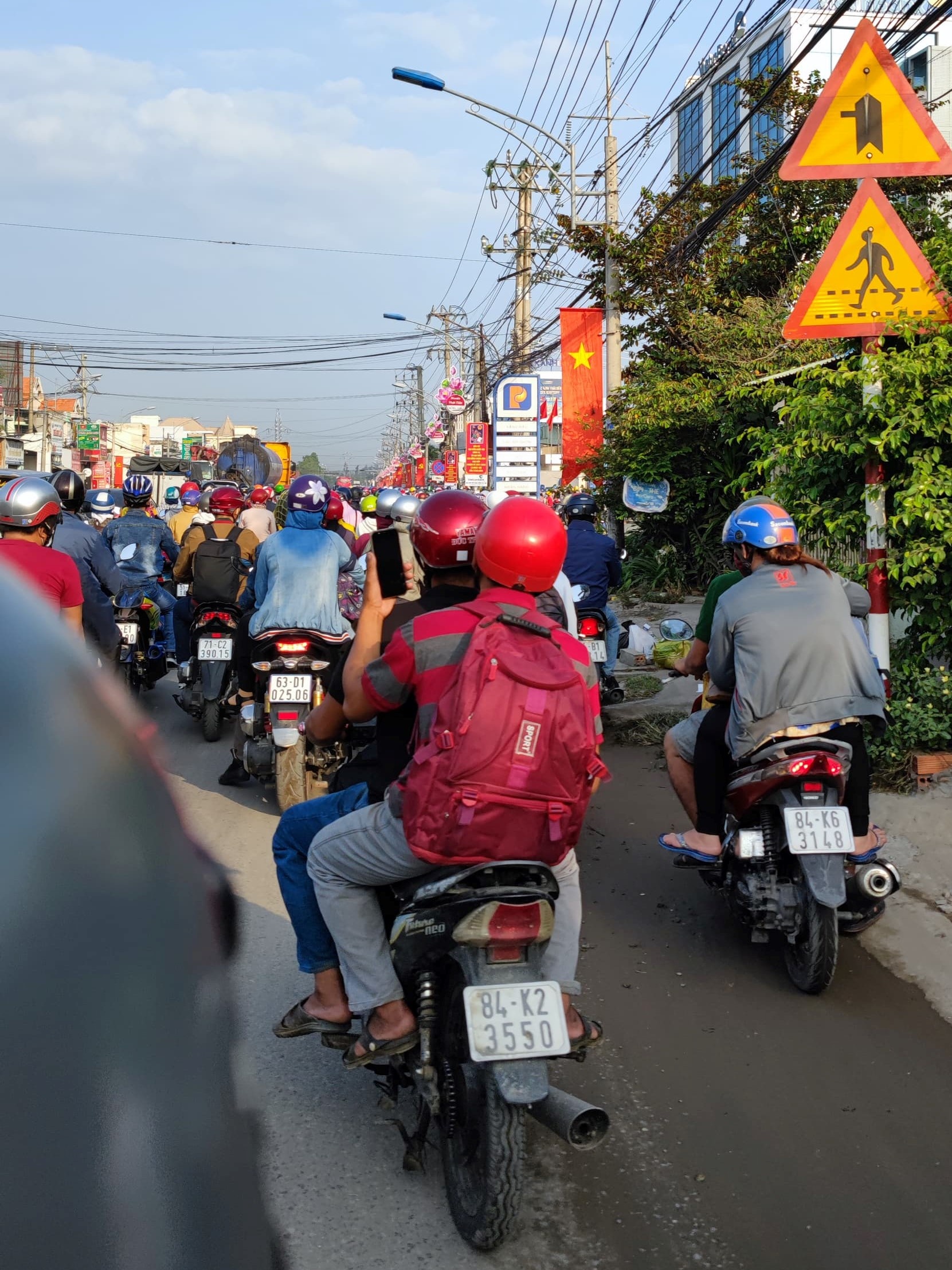 tắc đường nặng ngày đầu nghỉ lễ ảnh 2 tac duong nang ngay dau nghi le anh 2