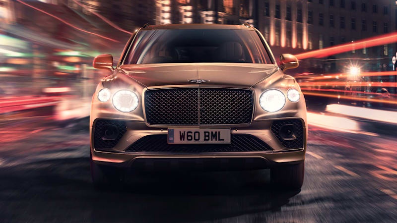 Bentley se ra mat SUV chay dien hinh anh