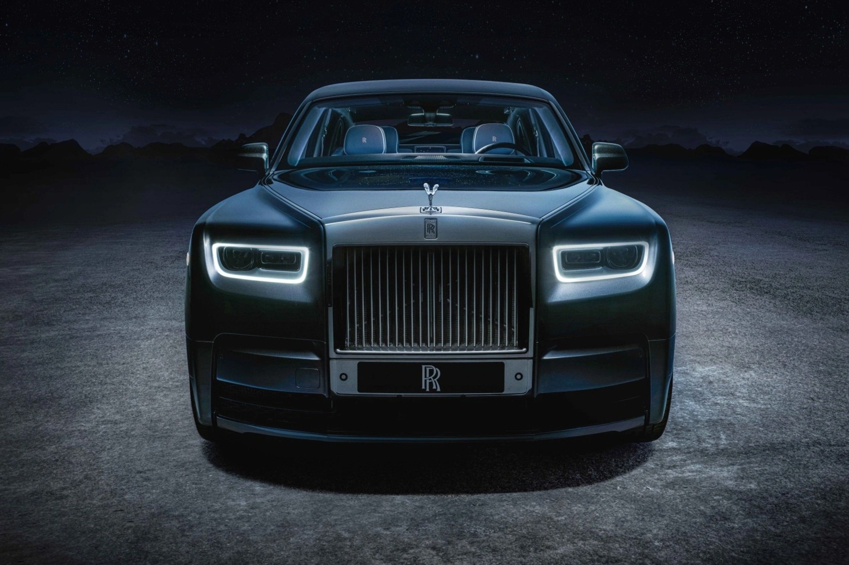 Mua Rolls-Royce Phantom gia trieu USD qua WeChat hinh anh